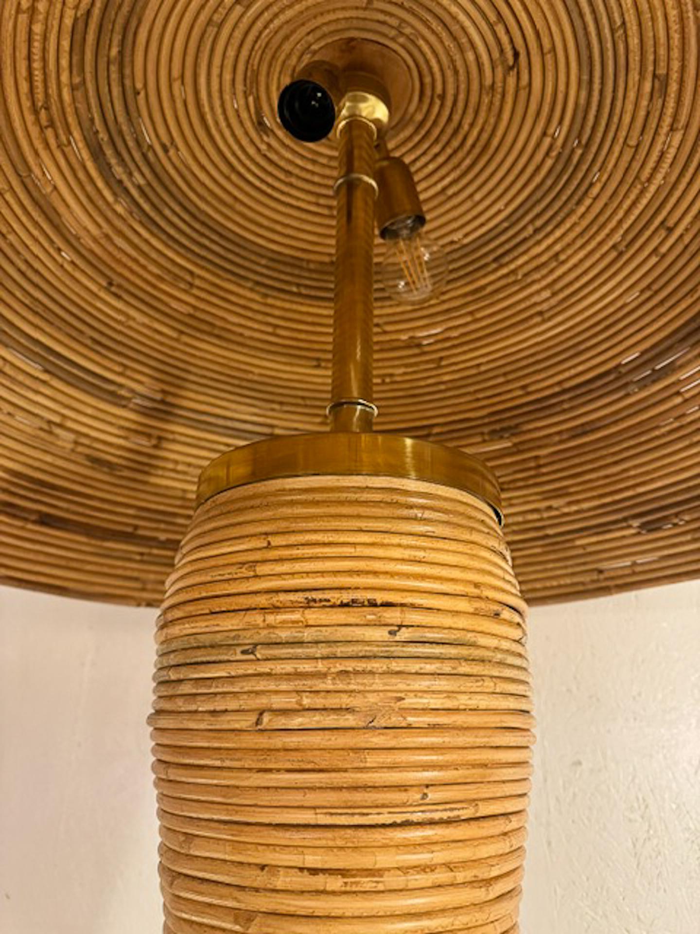 Francese Lampada da terra XL in rattan, Francia in vendita