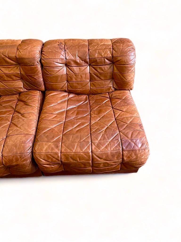 De Sede DS 11 Modular Sofa in Patinated Burnt Orange Cognac Leather, 1970s For Sale 3