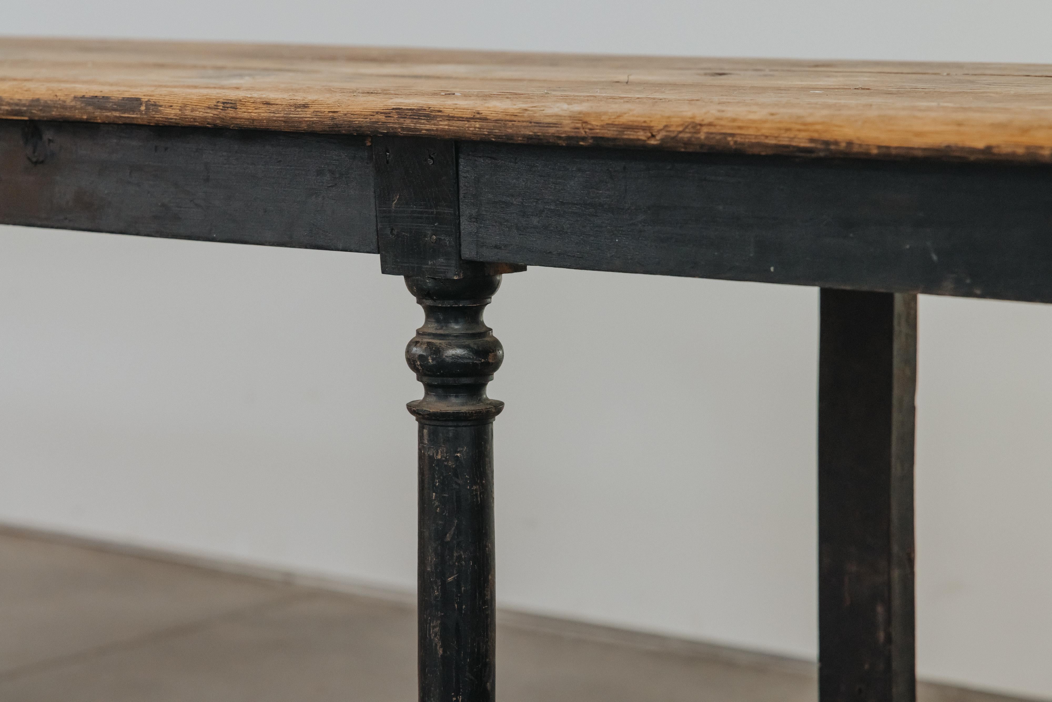 XL Draper Table From France, Circa 1900 For Sale 1