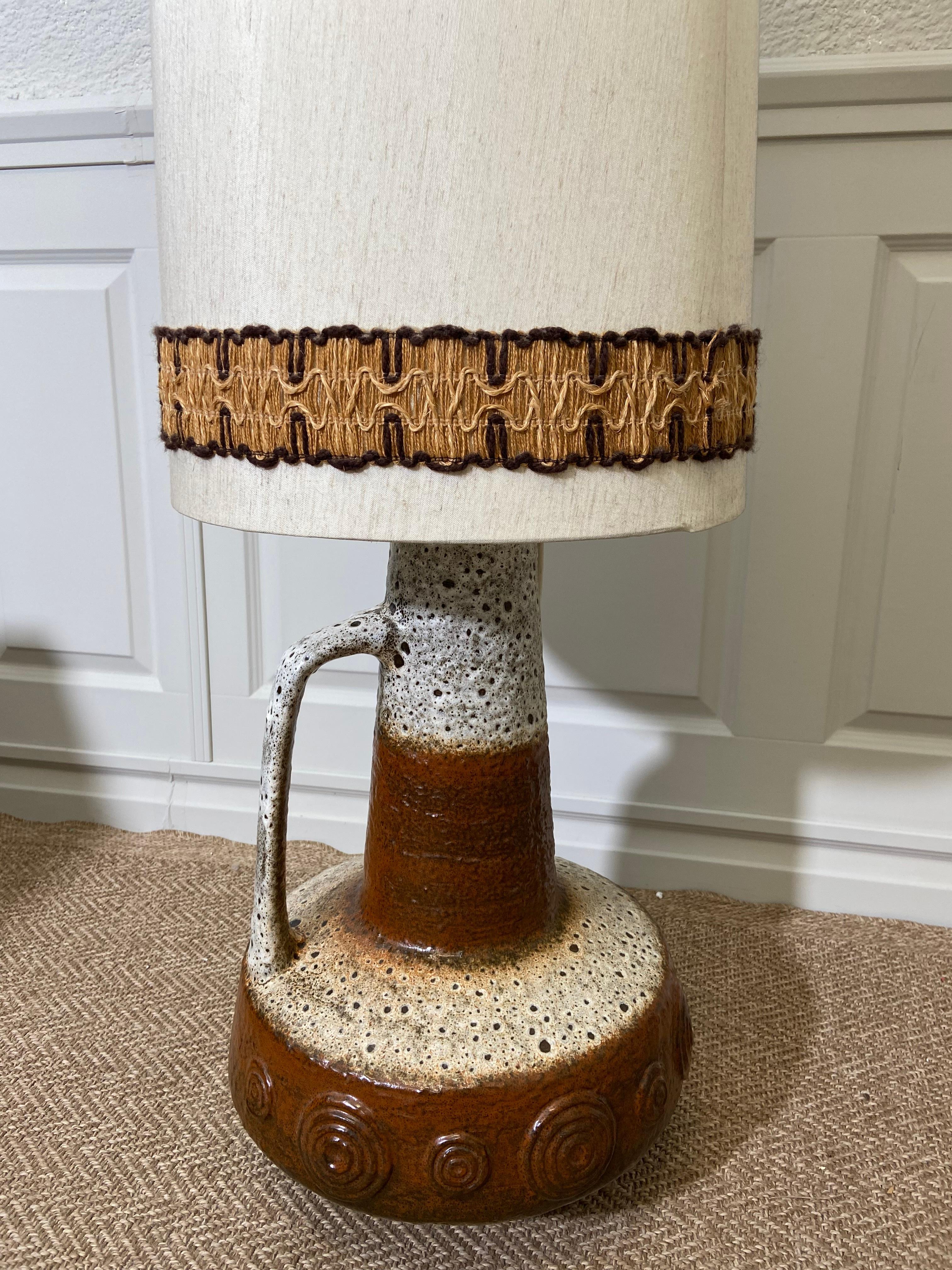 Lámpara de pie XL de Hustadt Leuchten, Alemania, años 70, , Studio Ceramic, Fat Lava en venta 8