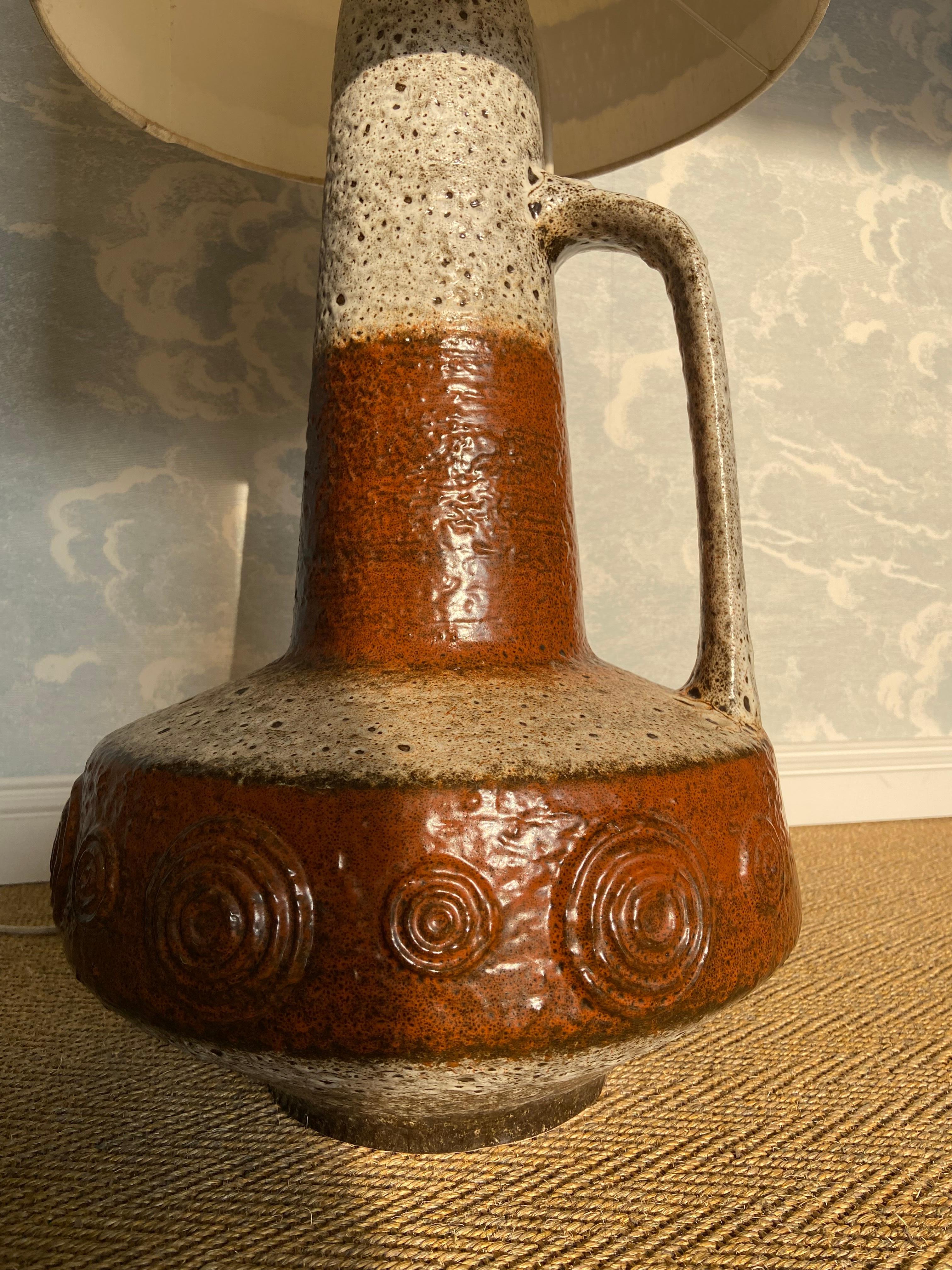 Lámpara de pie XL de Hustadt Leuchten, Alemania, años 70, , Studio Ceramic, Fat Lava en venta 1