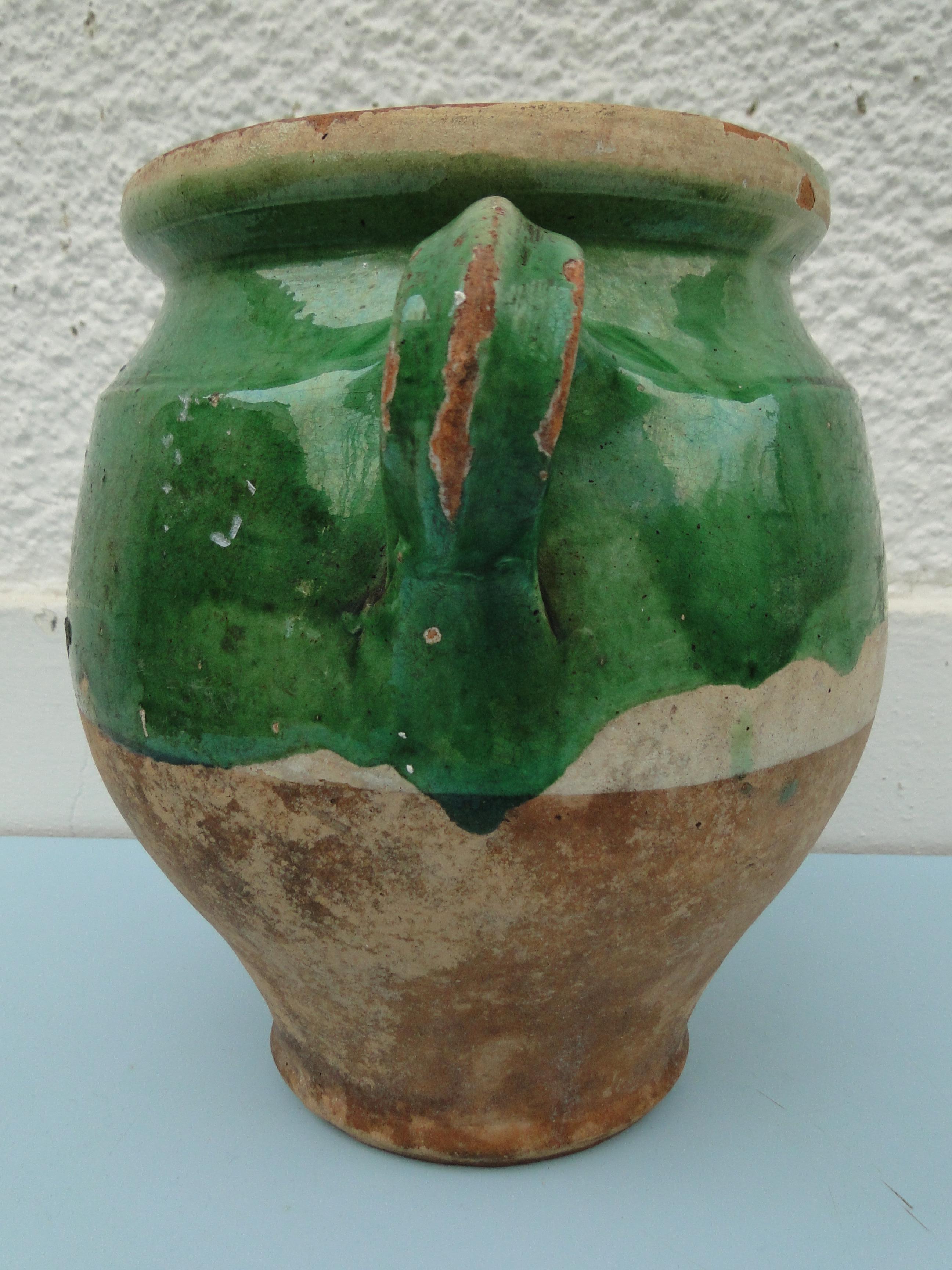 XL French Antique Confit Green Redware Faience Yellowware Art Pottery Pot France In Good Condition In Lège Cap Ferret, FR