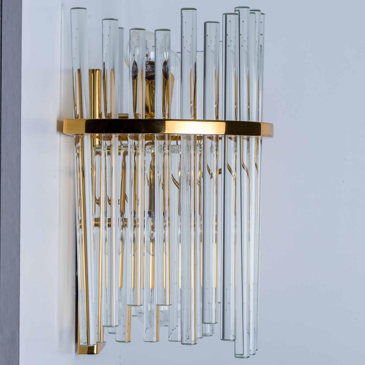 Aplique XL de cristal y latón dorado, Palme Años 70 en Bueno estado para la venta en Rijssen, NL