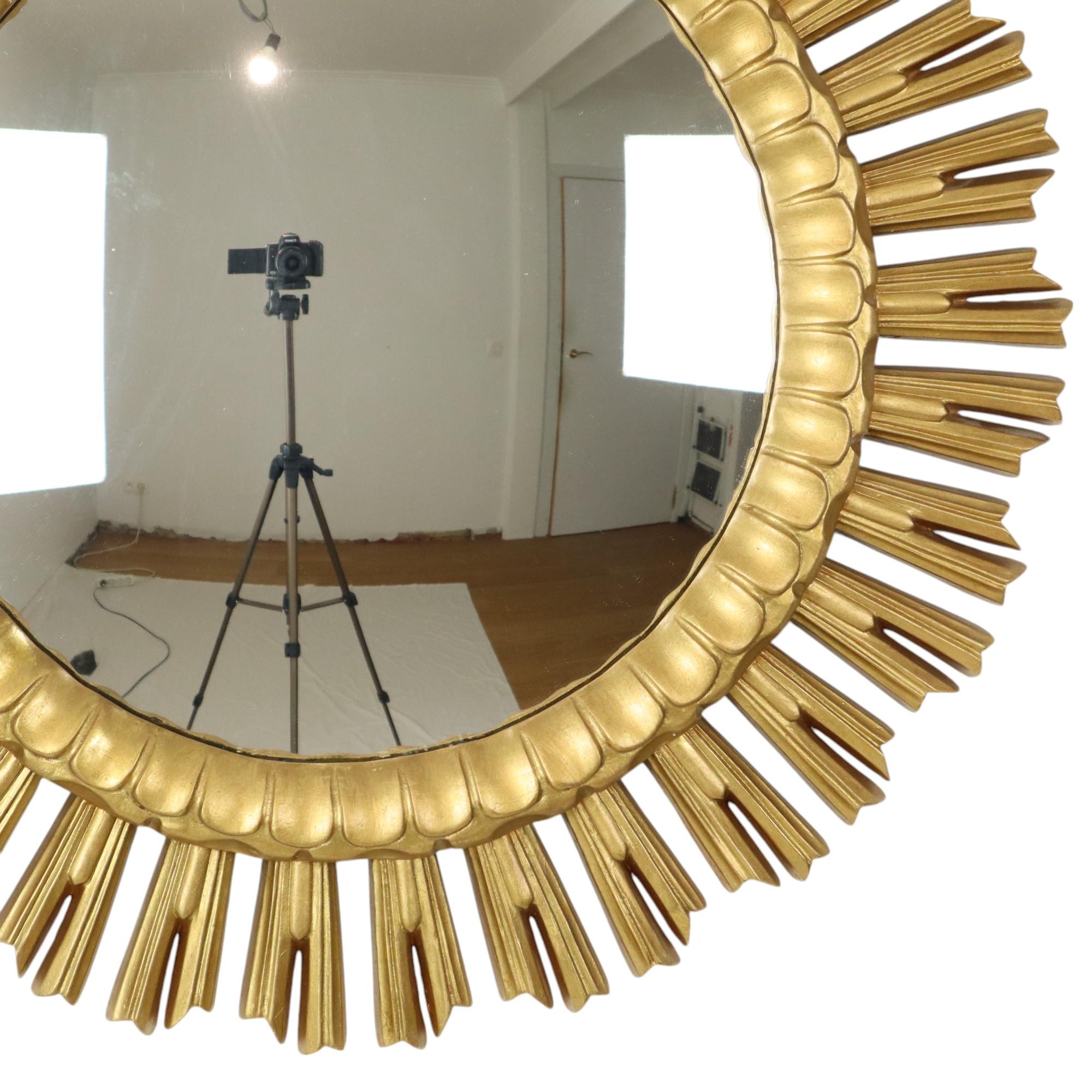 XL Specchio solare color oro Sunburst Occhio di strega in resina 60 cm In condizioni ottime in vendita a Poperinge, BE