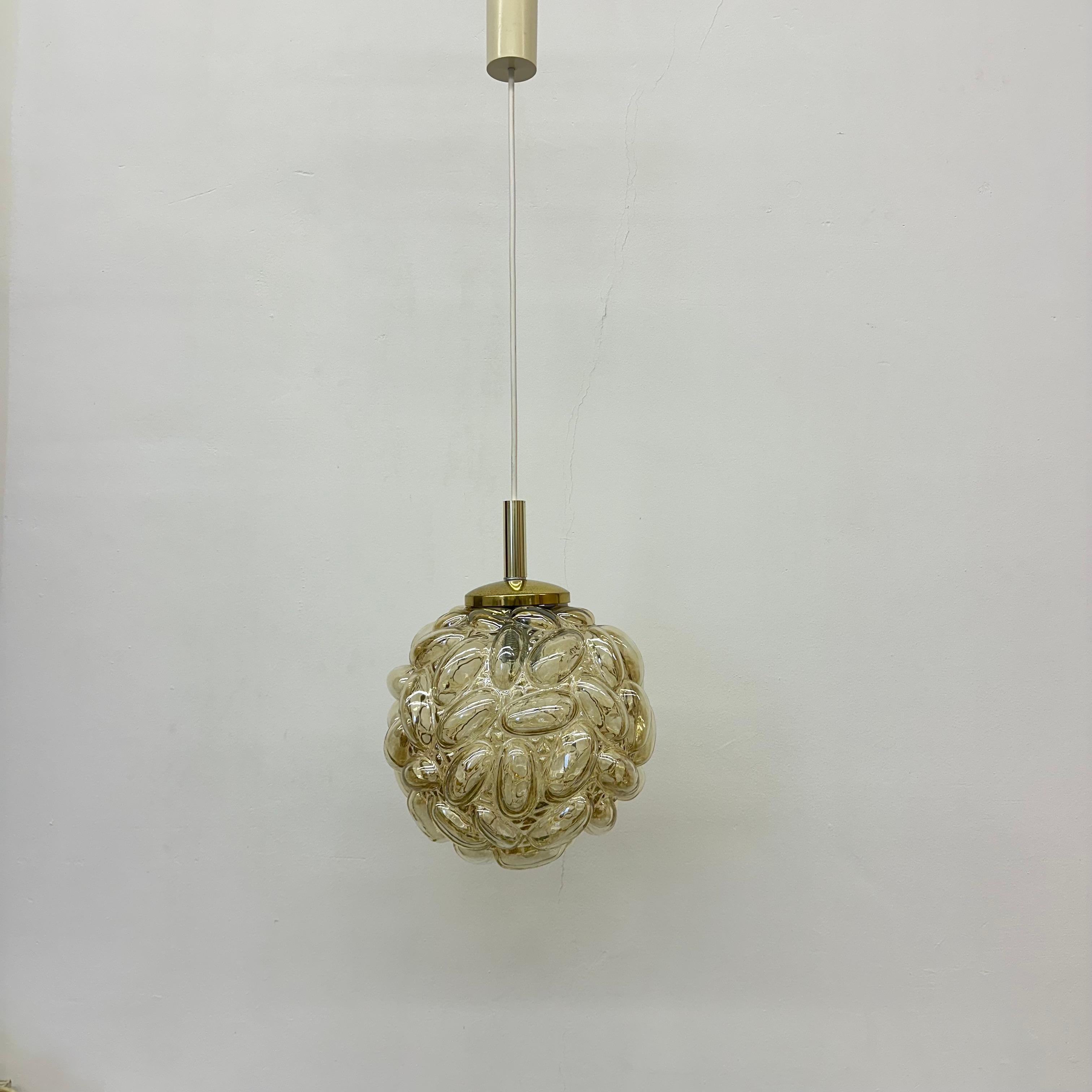 Lampe suspendue à bulles en verre Helena Tynell XL, 1970 en vente 8