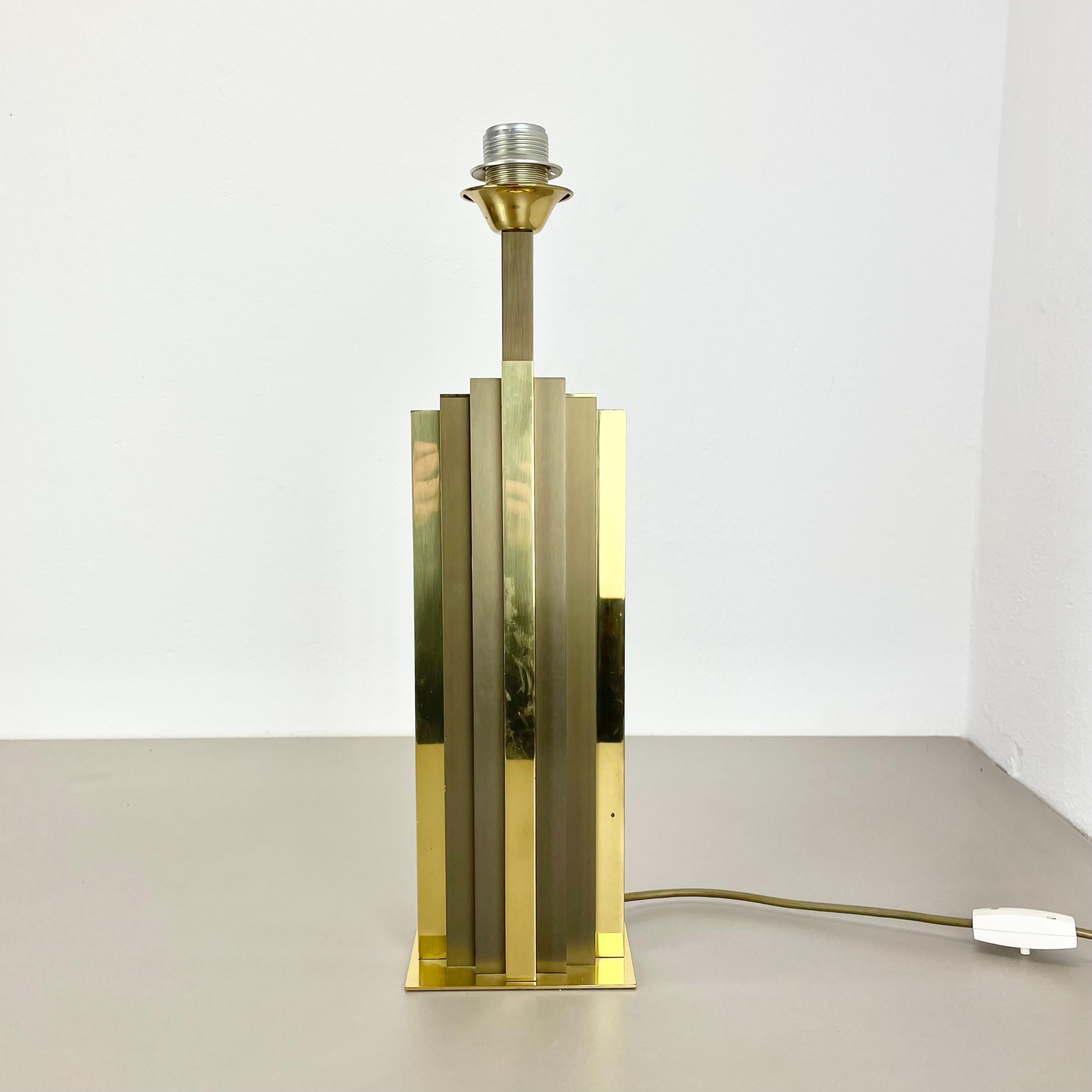 xl Hollywood Regency Brass bicolor table Light in Willy Rizzo Style, Italy 1970s For Sale 6