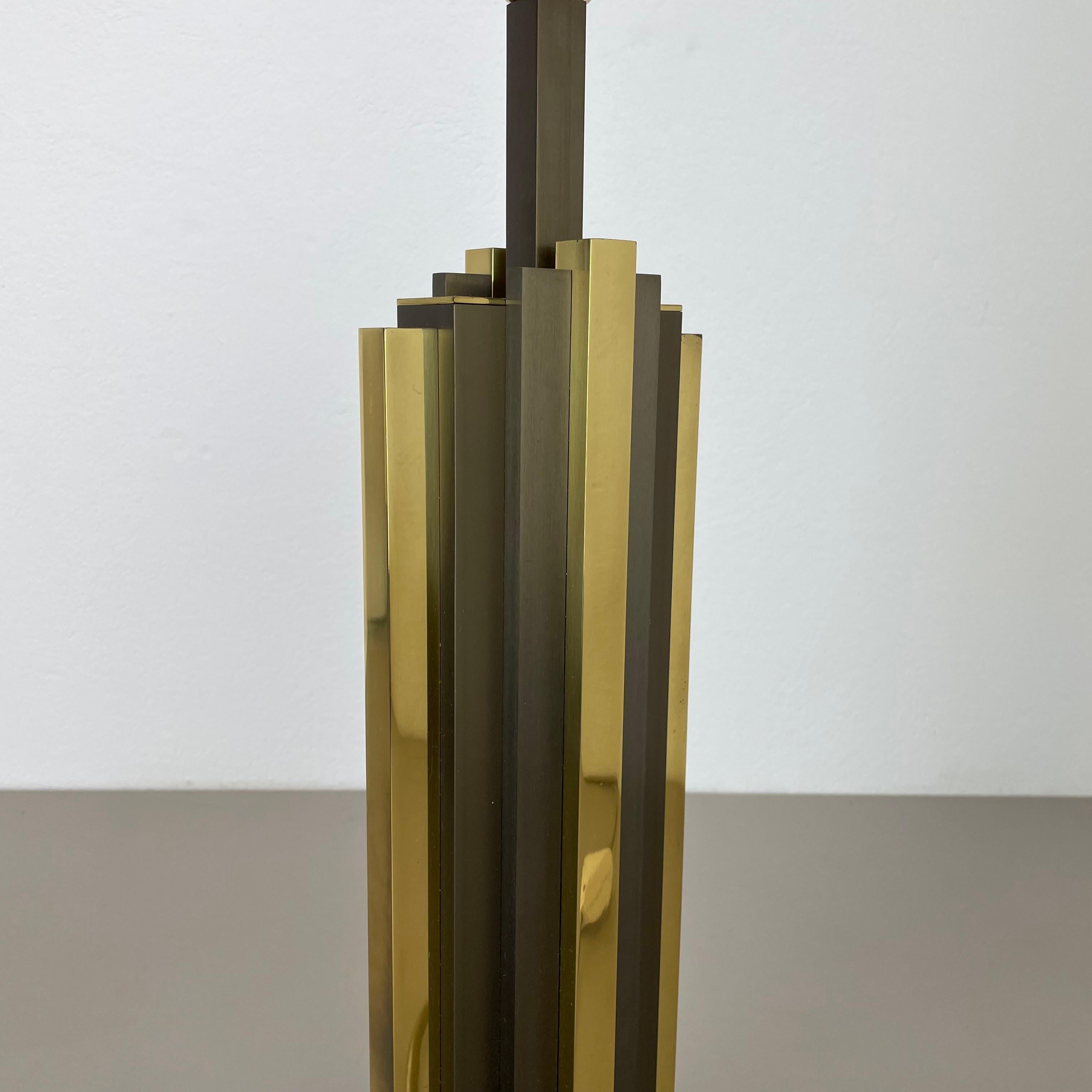 xl Hollywood Regency Brass bicolor table Light in Willy Rizzo Style, Italy 1970s For Sale 11