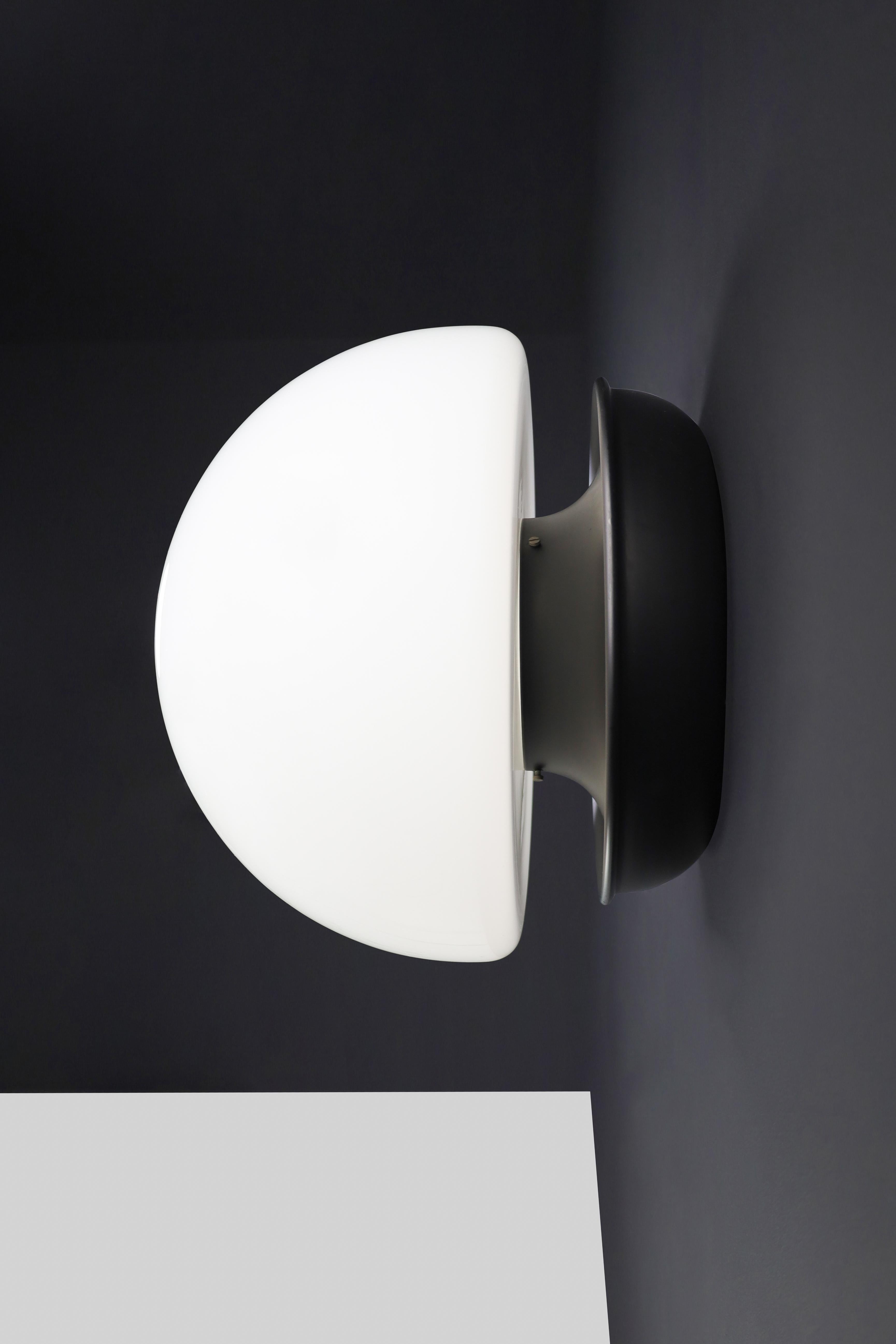 Lampe champignon italienne XL en verre opalin et métal en vente 5
