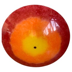 XL-große, flach montierte Mid-Century-Deckenleuchte mit fünf Leuchtmitteln aus rot-orange-gelbem Kunstglas