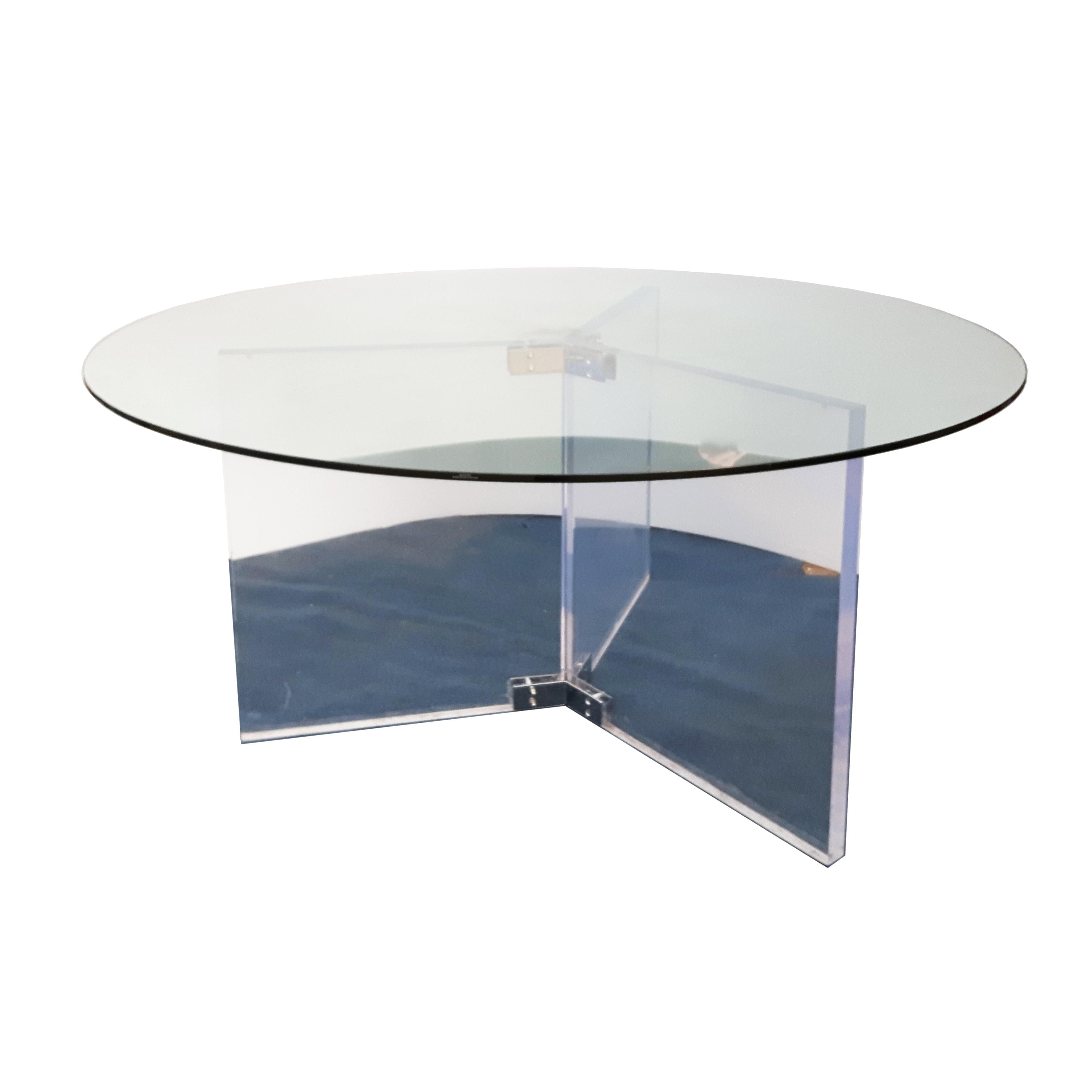 A very large custom-made circular dining table (or commercial display centre table), in the manner of Jacques Dumond. The base is formed by Y-shaped thick lucite panels and chrome fittings, which support the big and heavy round glass top. Originally