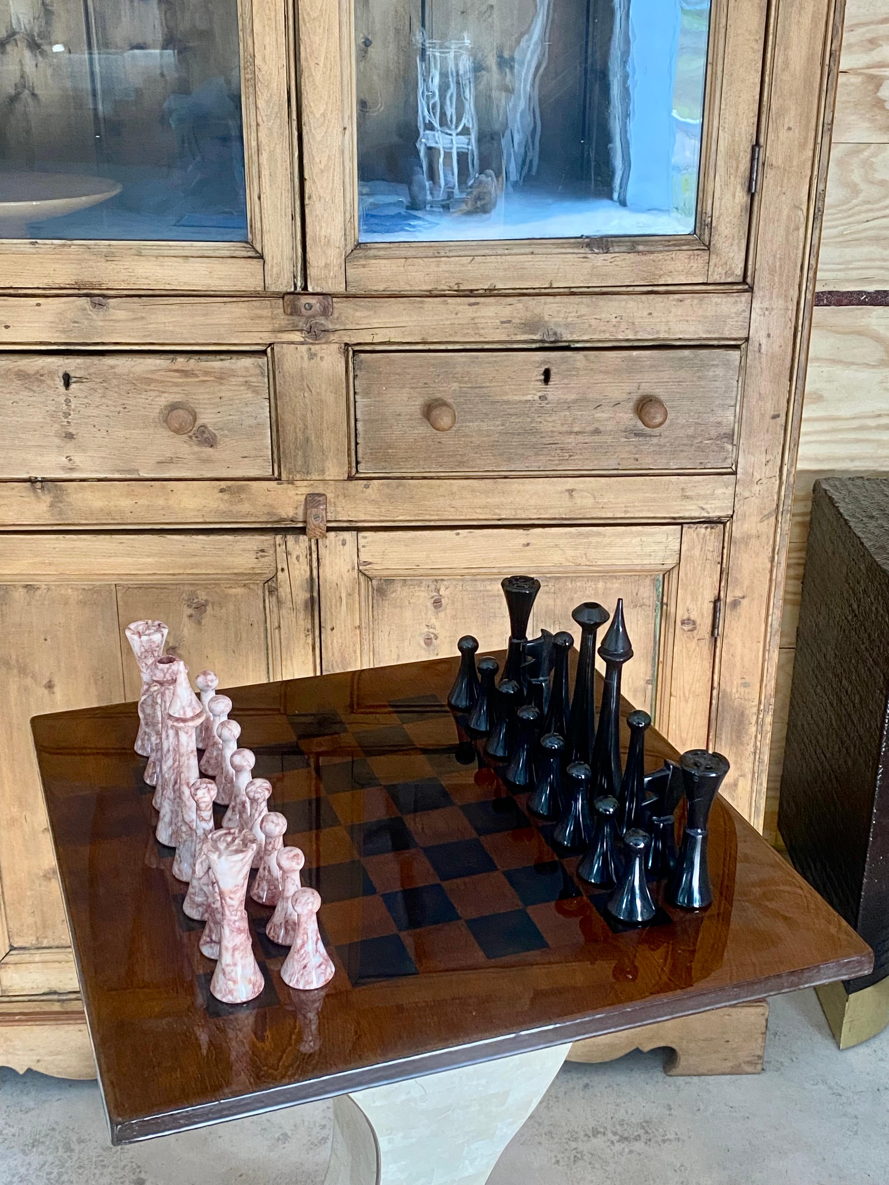 XL Marble Chess Set + Artisan Wood Board In Good Condition For Sale In Round Top, TX