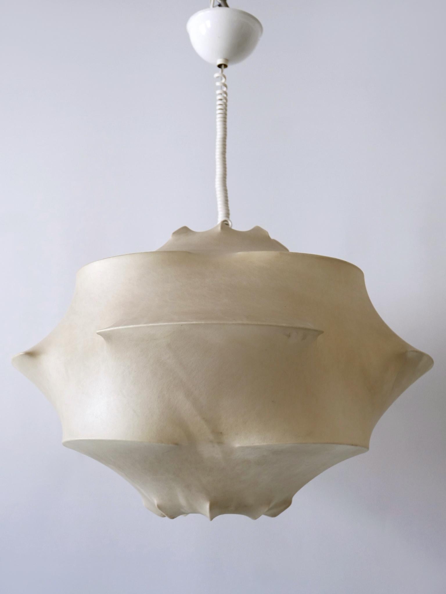 XL Mid-Century Modern Cocoon Pendant Lamp or Hanging Light by Flos Italy, 1960s For Sale 6