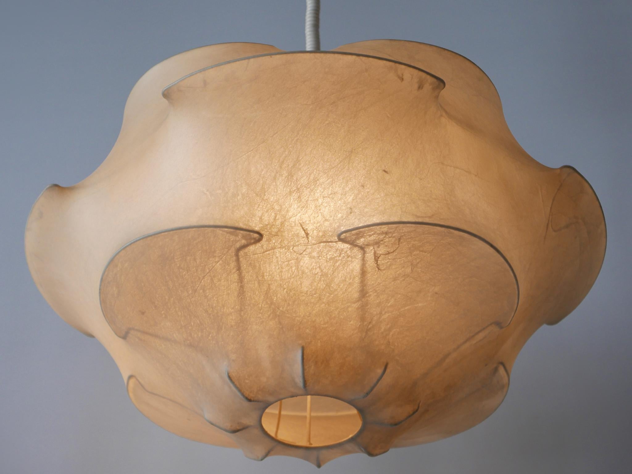 XL Mid-Century Modern Cocoon Pendant Lamp or Hanging Light by Flos Italy, 1960s For Sale 1