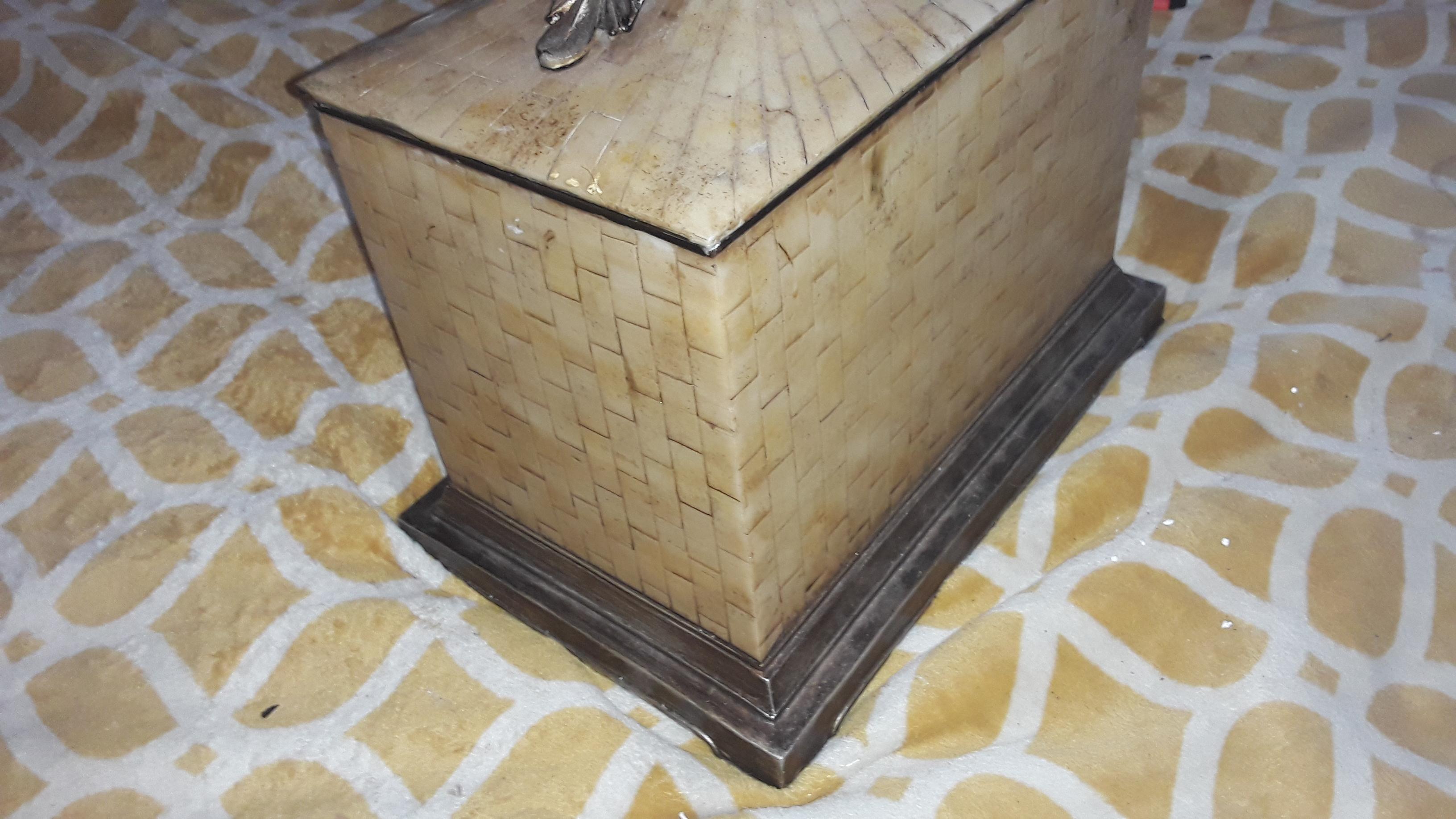 Boîte de table basse coffret tessellée XL moderne du milieu du siècle dernier par Robert Marcius en vente 1