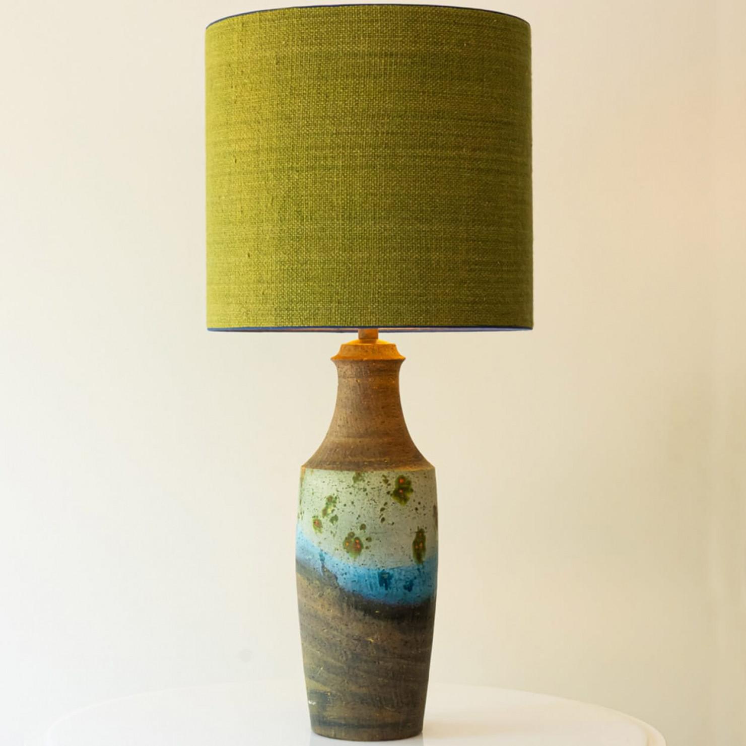 XL Multi Color Ceramic FLoor Table Lamp, Silk Lampshade by R. Houben (Französisch) im Angebot