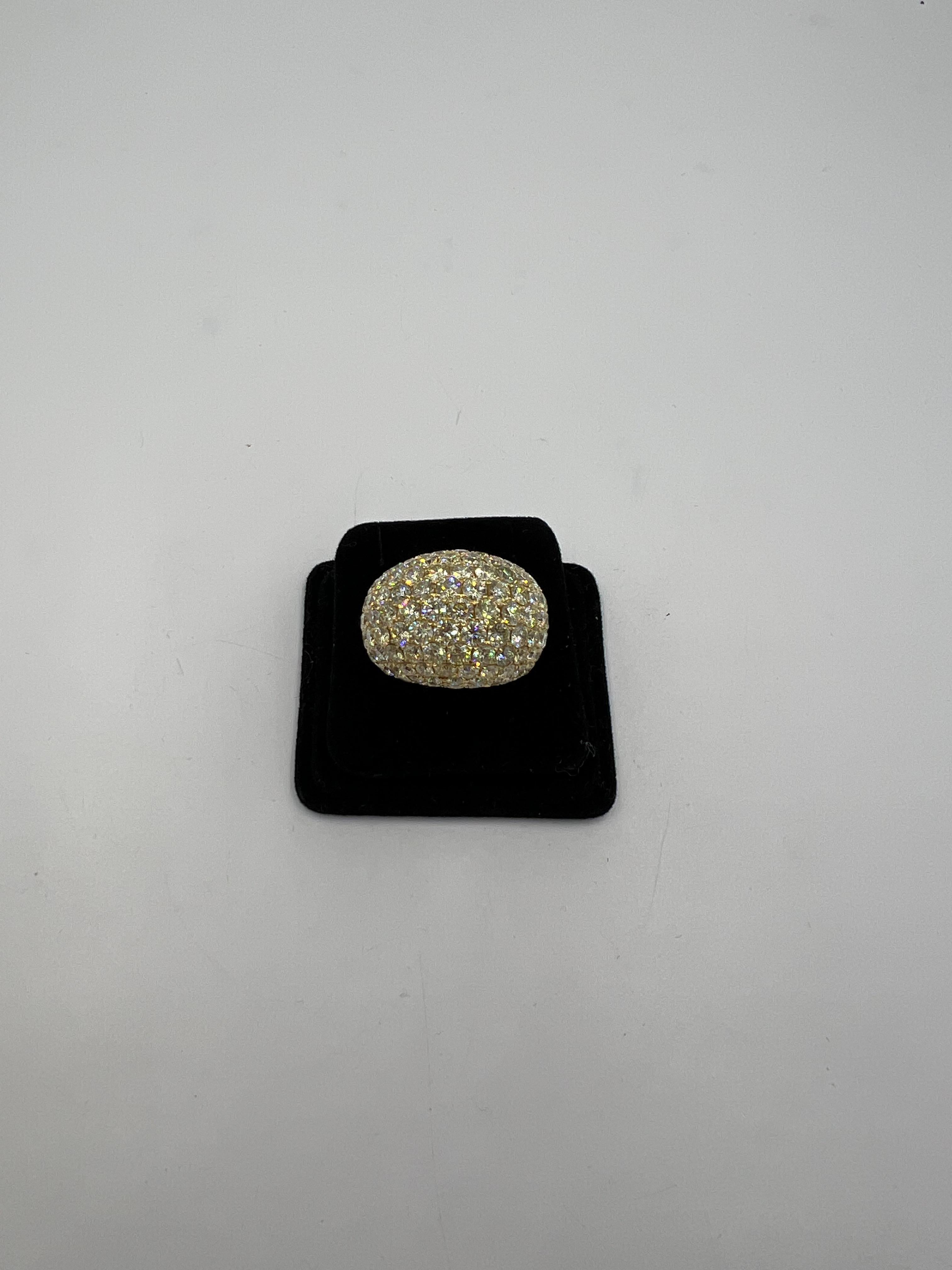 XL Pave Diamond 18k Yellow Gold Dome Ring In Good Condition For Sale In Los Angeles, CA