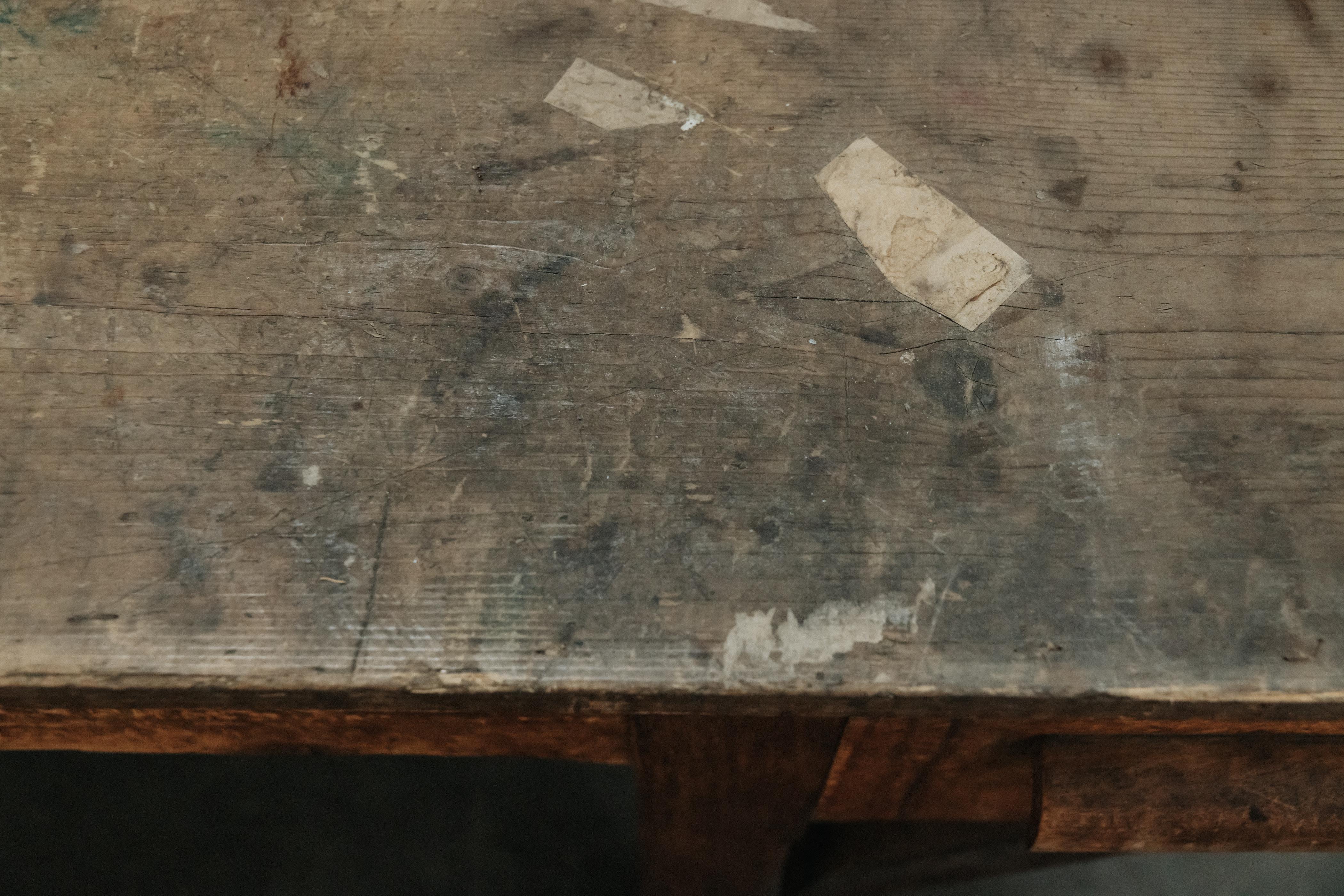XL Kiefer Arbeit Konsolentisch aus Frankreich, CIRCA 1940 im Angebot 3
