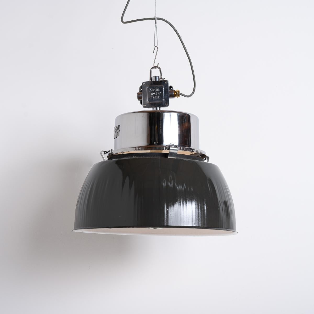 Industrial Xl Polish Factory Lights With Prismatic Glass - Graphite Grey / Polished Steel For Sale