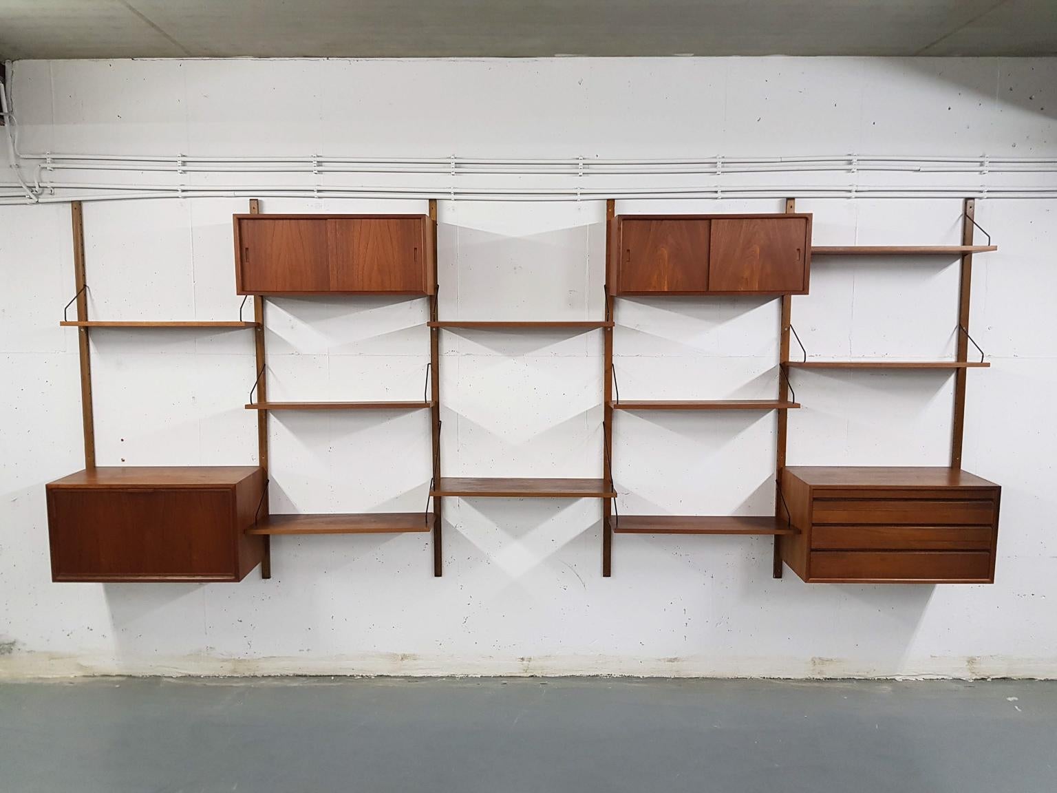 Extra Large Poul Cadovius for Royal System Wall System or Shelving Unit, Danish 12