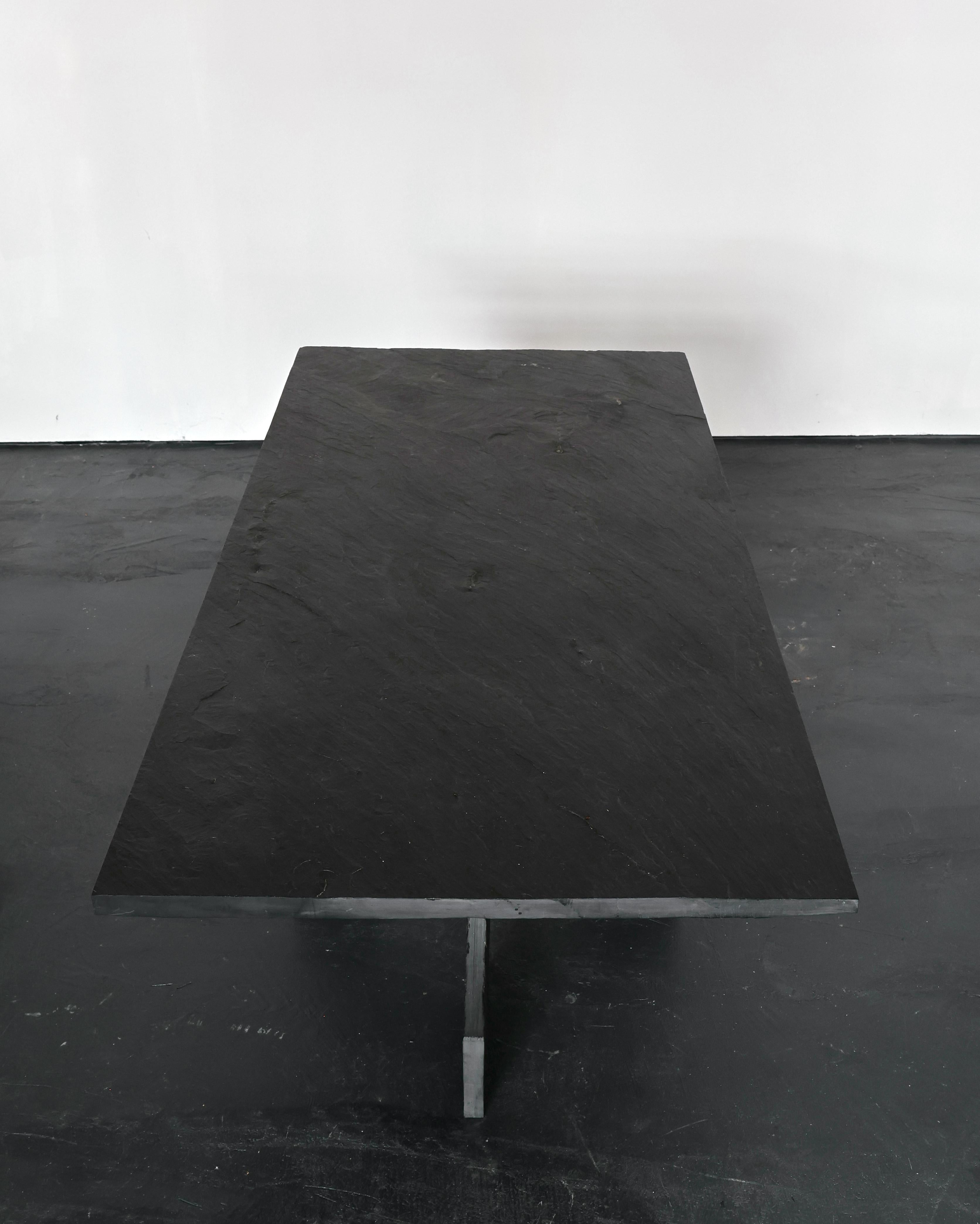 XL Tavolo primitivo francese in ardesia Riven in vendita 1