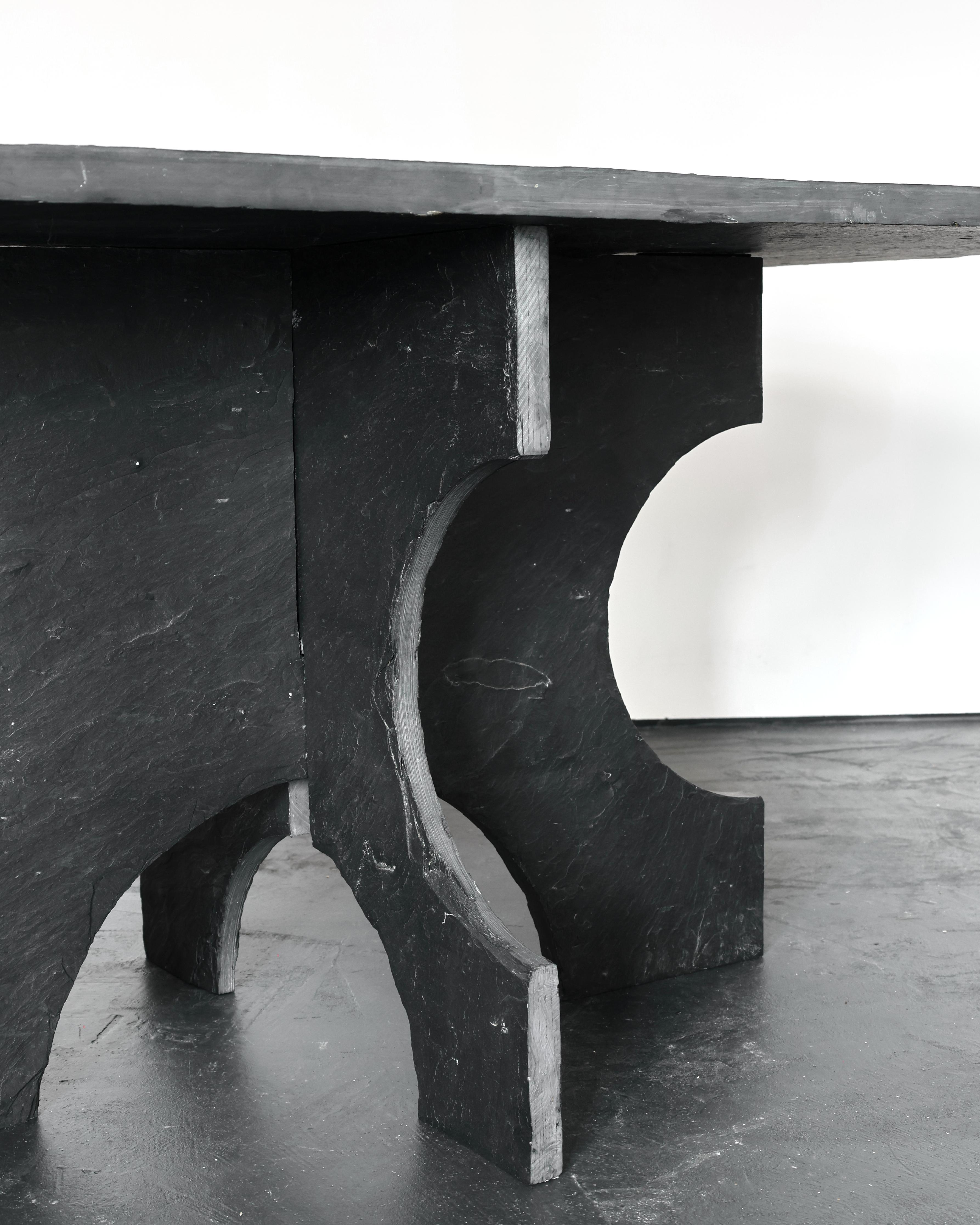 XL Tavolo primitivo francese in ardesia Riven in vendita 2