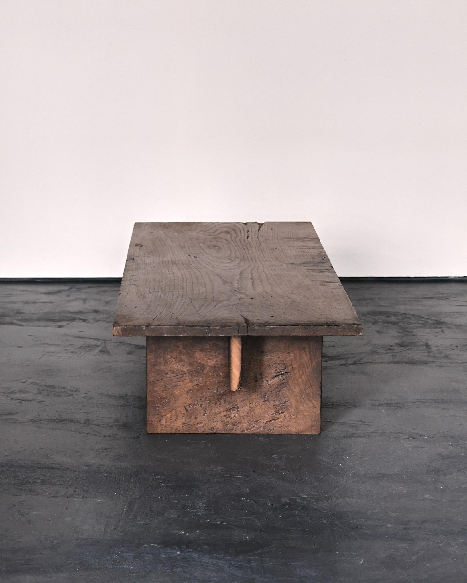 XL Primitive Low Table In 18th C. Portuguese Chestnut Wabi Sabi For Sale 1