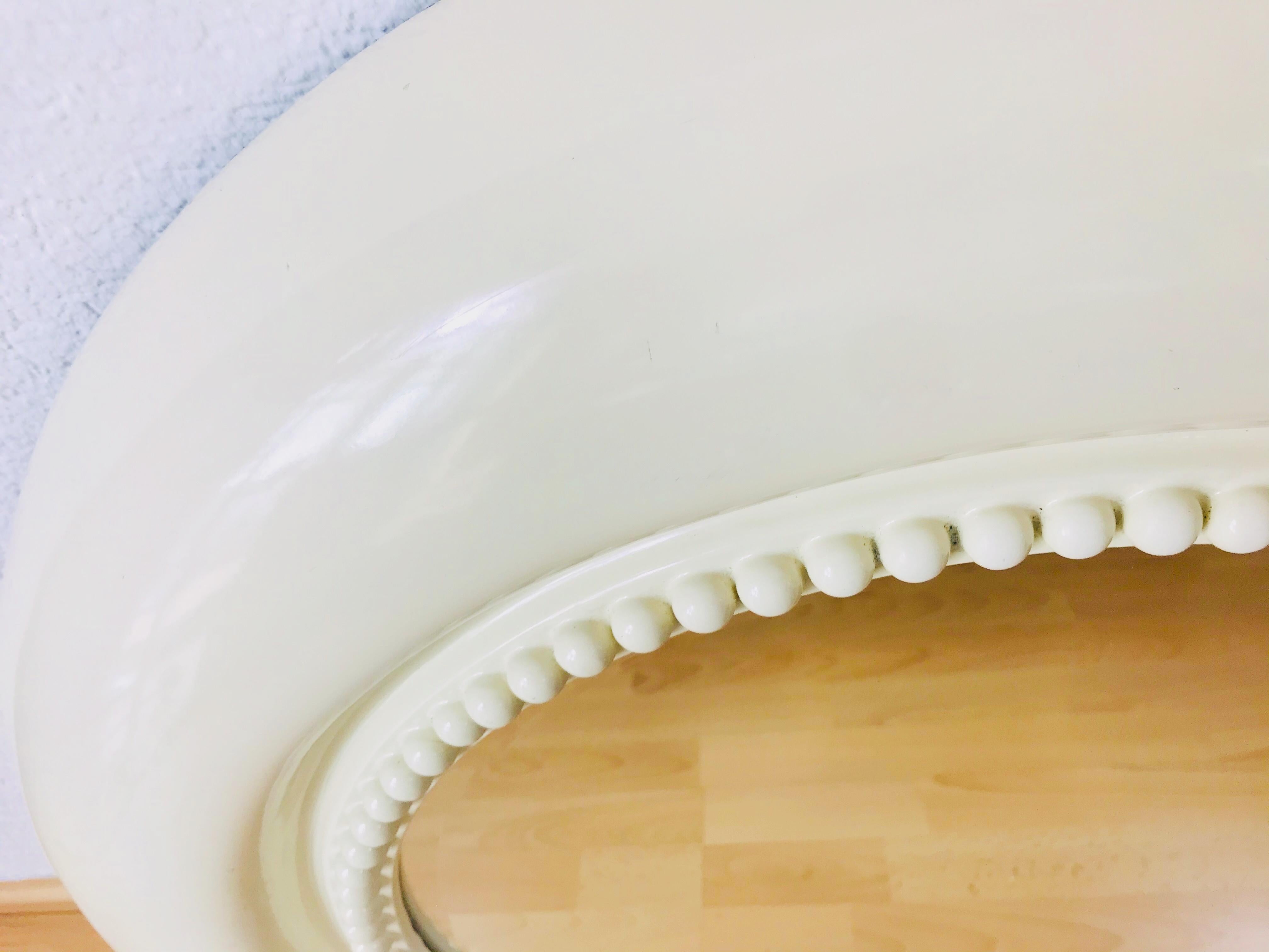 Plastique Très grand miroir mural rond américain beige:: 1970 en vente