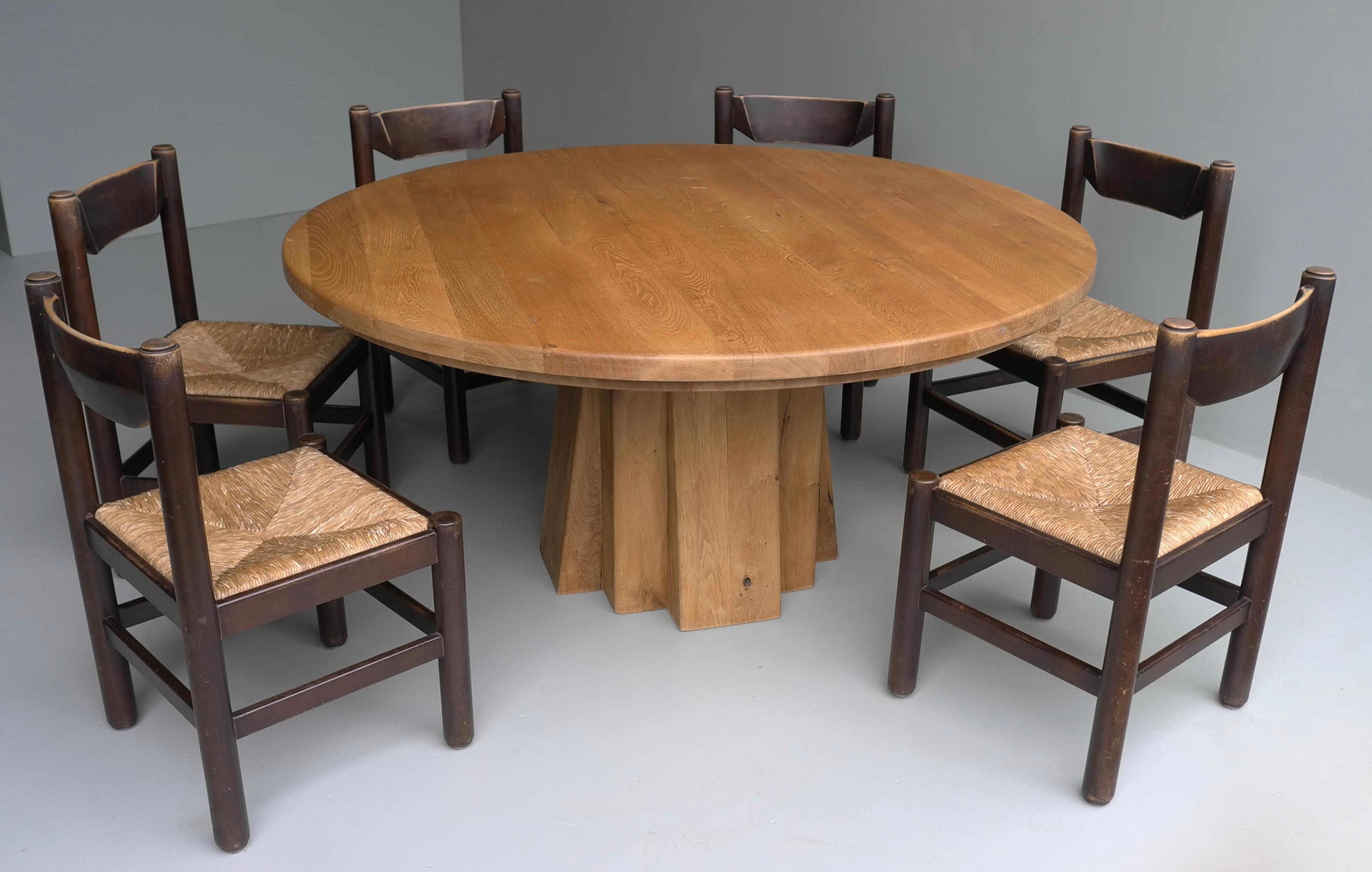 XL Round Solid Oak Dining Table with Cubist Base in Style of Pierre Chapo France In Good Condition In Den Haag, NL