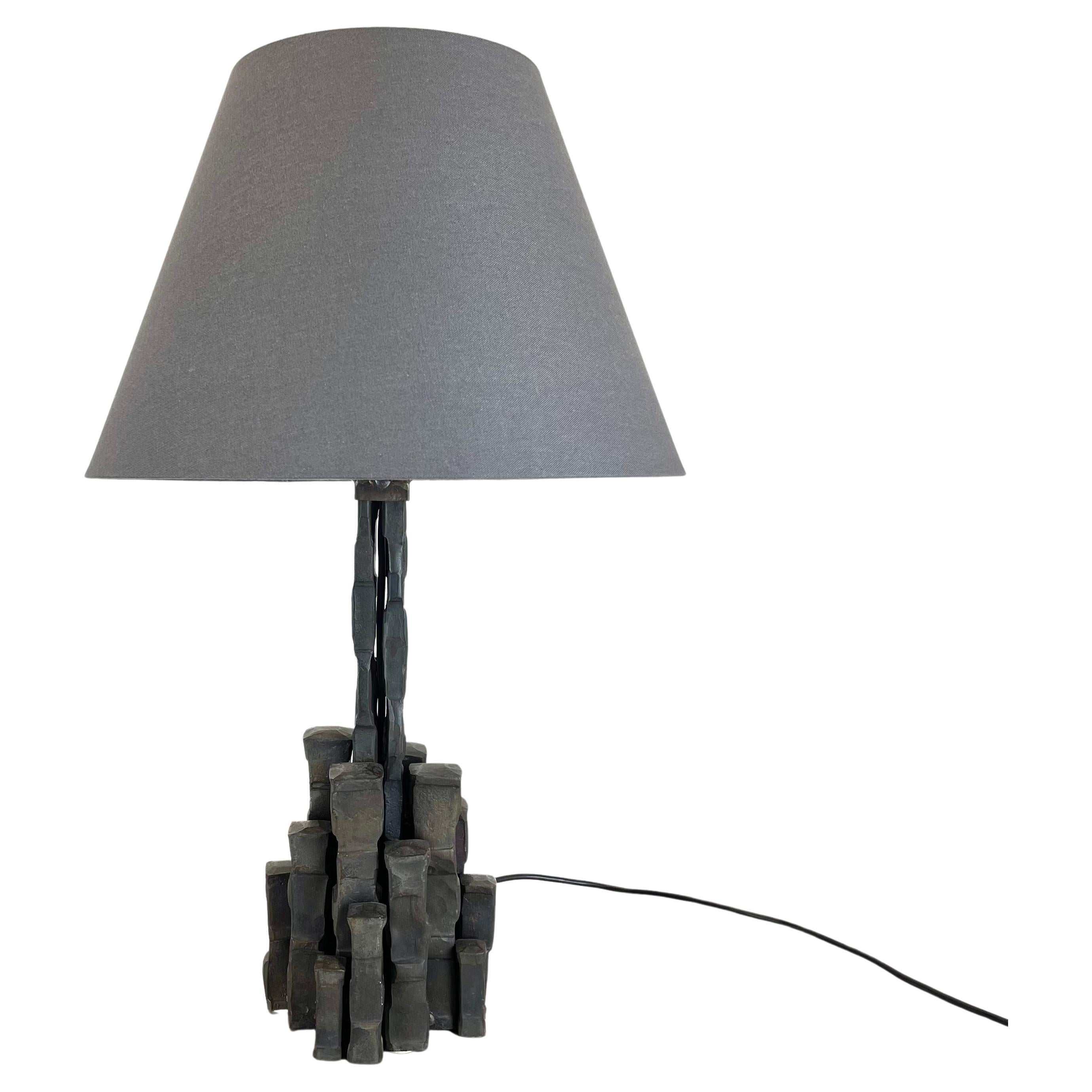 Lampe de bureau en fonte brutaliste XL de 14,5 kg, attribuée à Lothar Klute Allemagne, années 1970 en vente