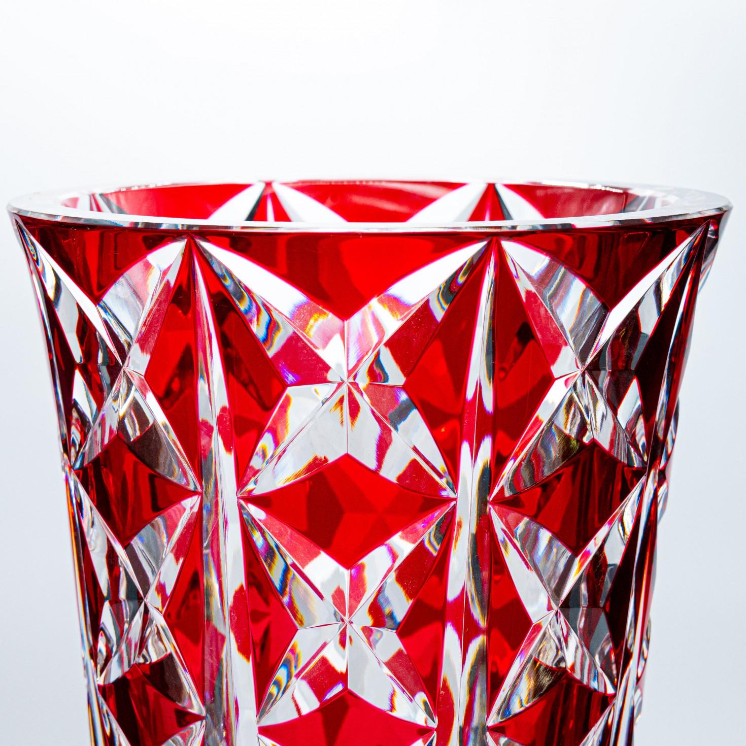 XL Set of Large Baccarat And Saint Louis Vases, Deep Red Crystal, France For Sale 4