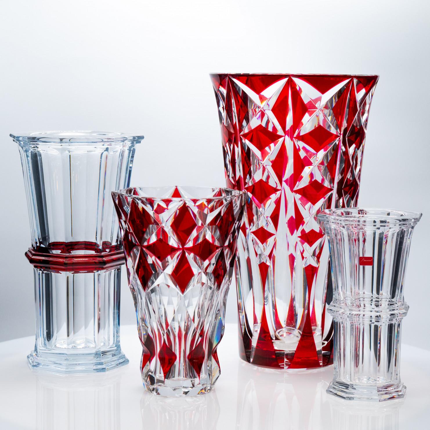 XL Set of Large Baccarat And Saint Louis Vases, Deep Red Crystal, France In Distressed Condition For Sale In Rijssen, NL