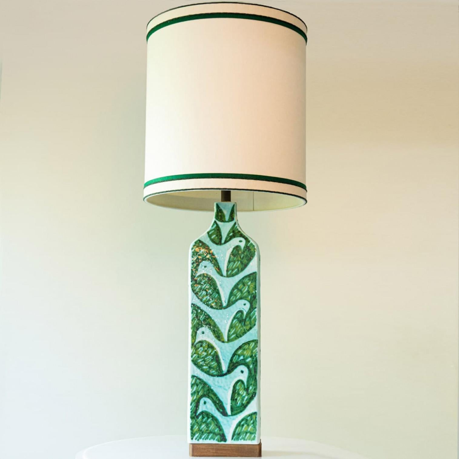 Ceramica Lampada da terra XL Smaragd and Light in ceramica turchese, paralume nuovo di R. Houben in vendita