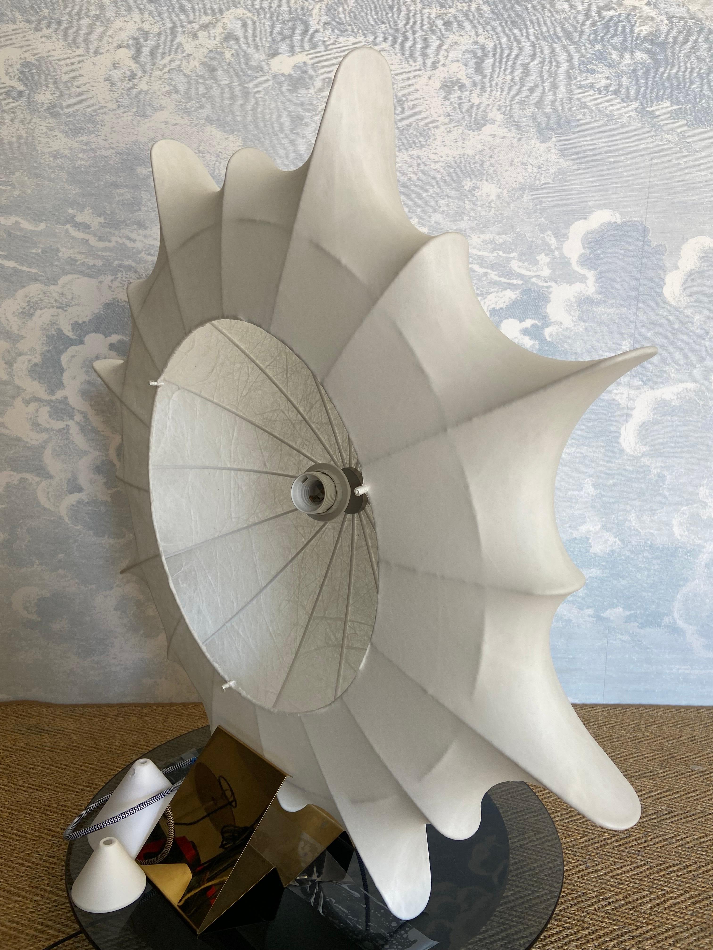 Fin du 20e siècle Lampe pendante cocon en forme d'étoile XL, mi-siècle moderne, style années 60 en vente