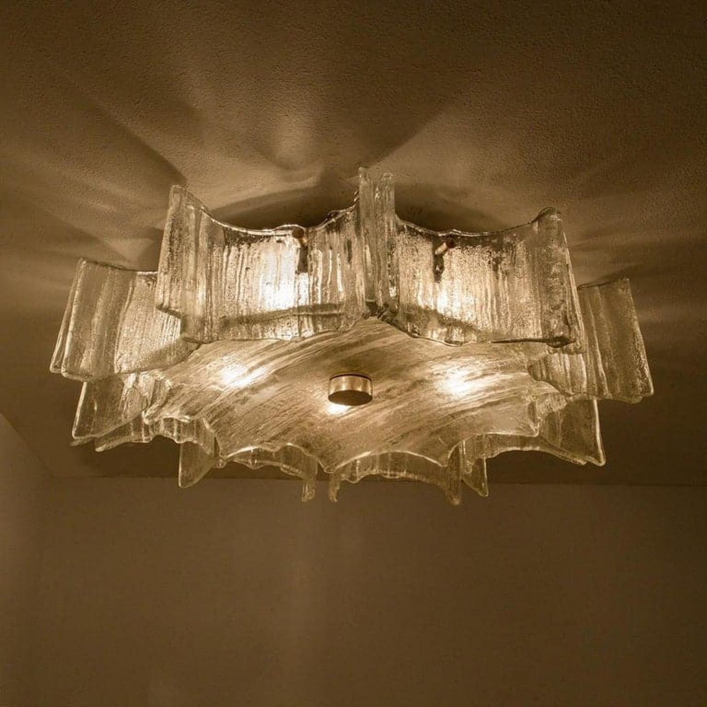 Plafonnier en verre en forme d'étoile XL, années 1960 en vente 4