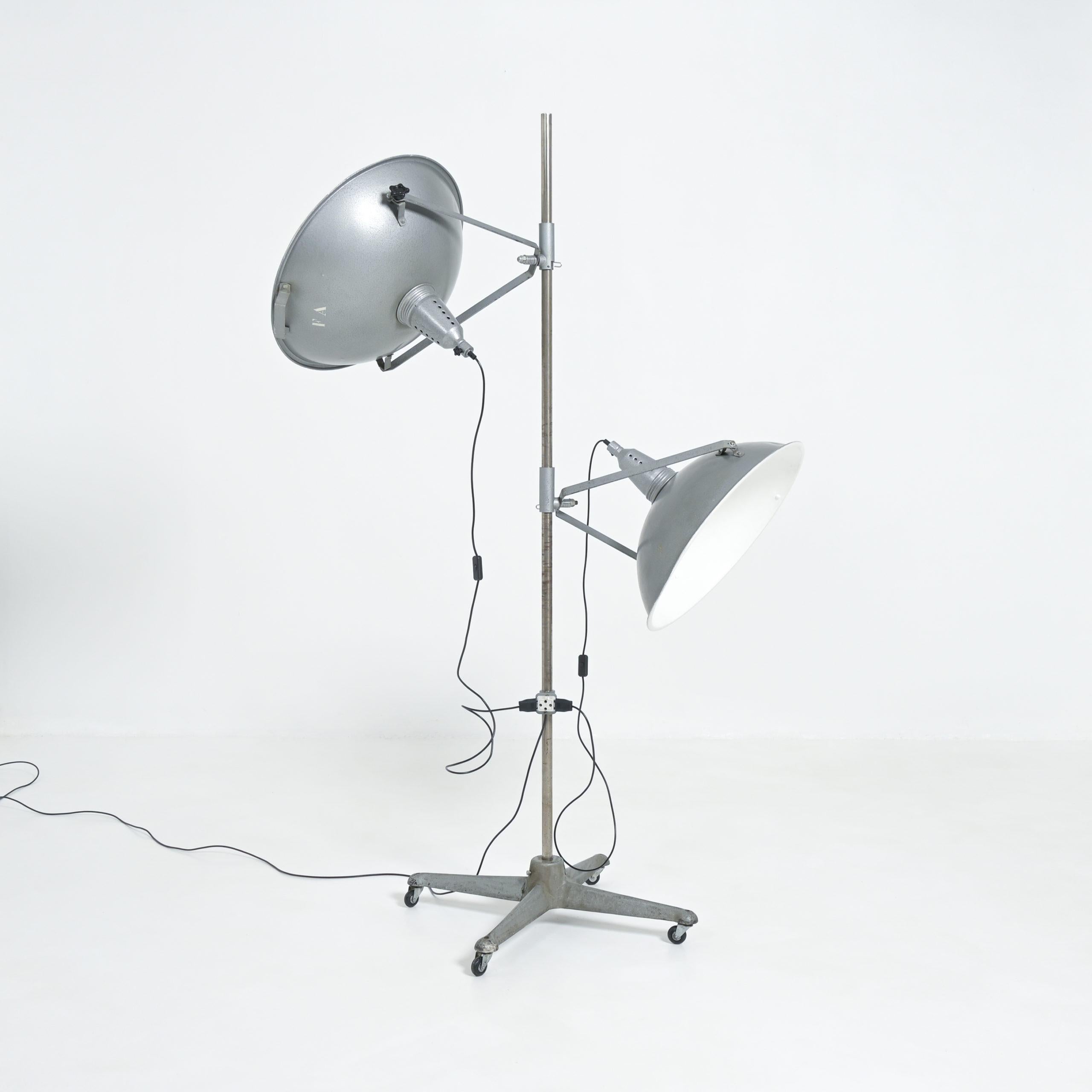 XL Studio Floor Lamp by Narita In Good Condition For Sale In Vlimmeren, BE