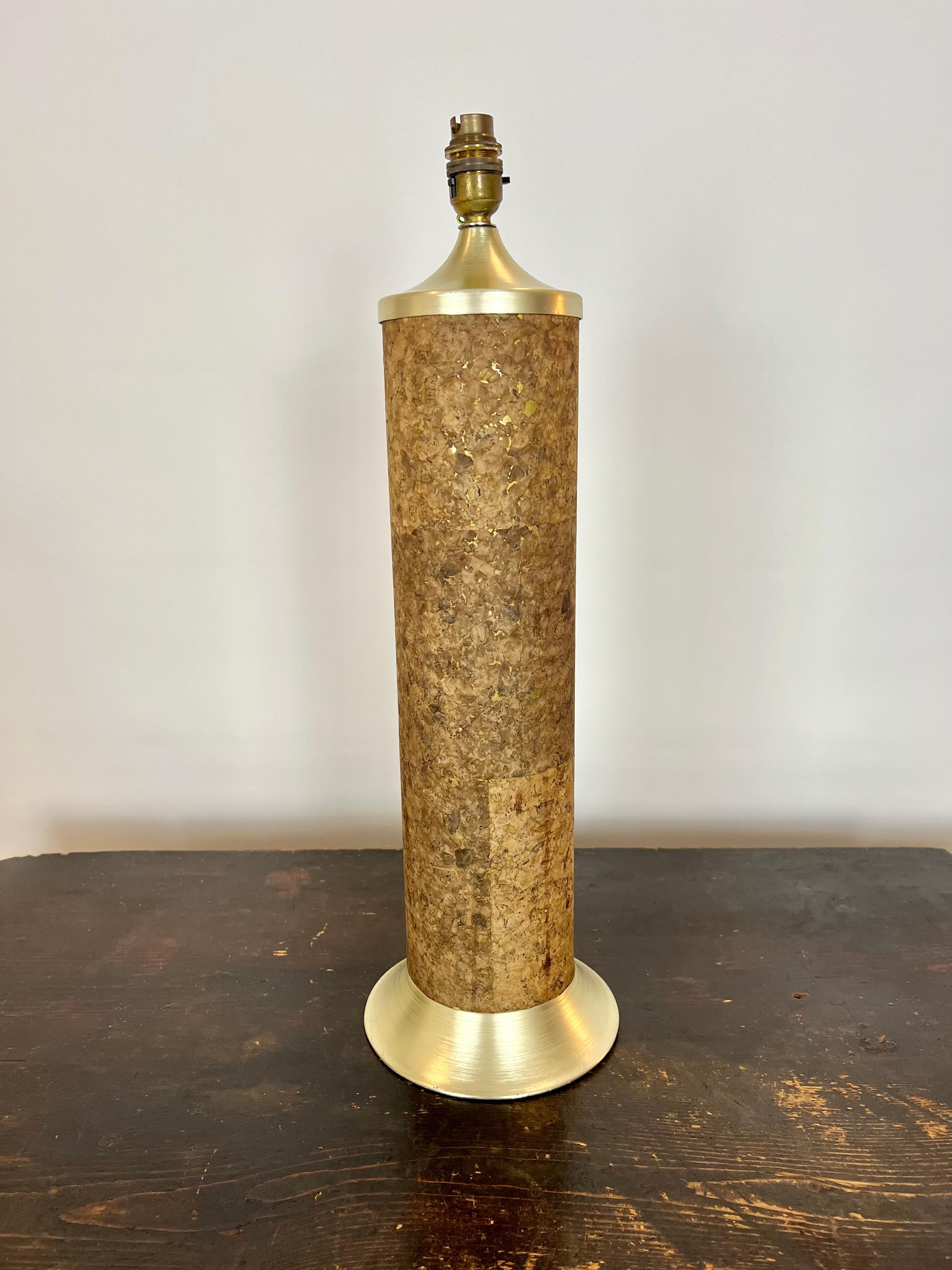 Lámpara de sobremesa XL de corcho y latón de Durlston Designs Ltd, Inglaterra c.1950 en venta 1