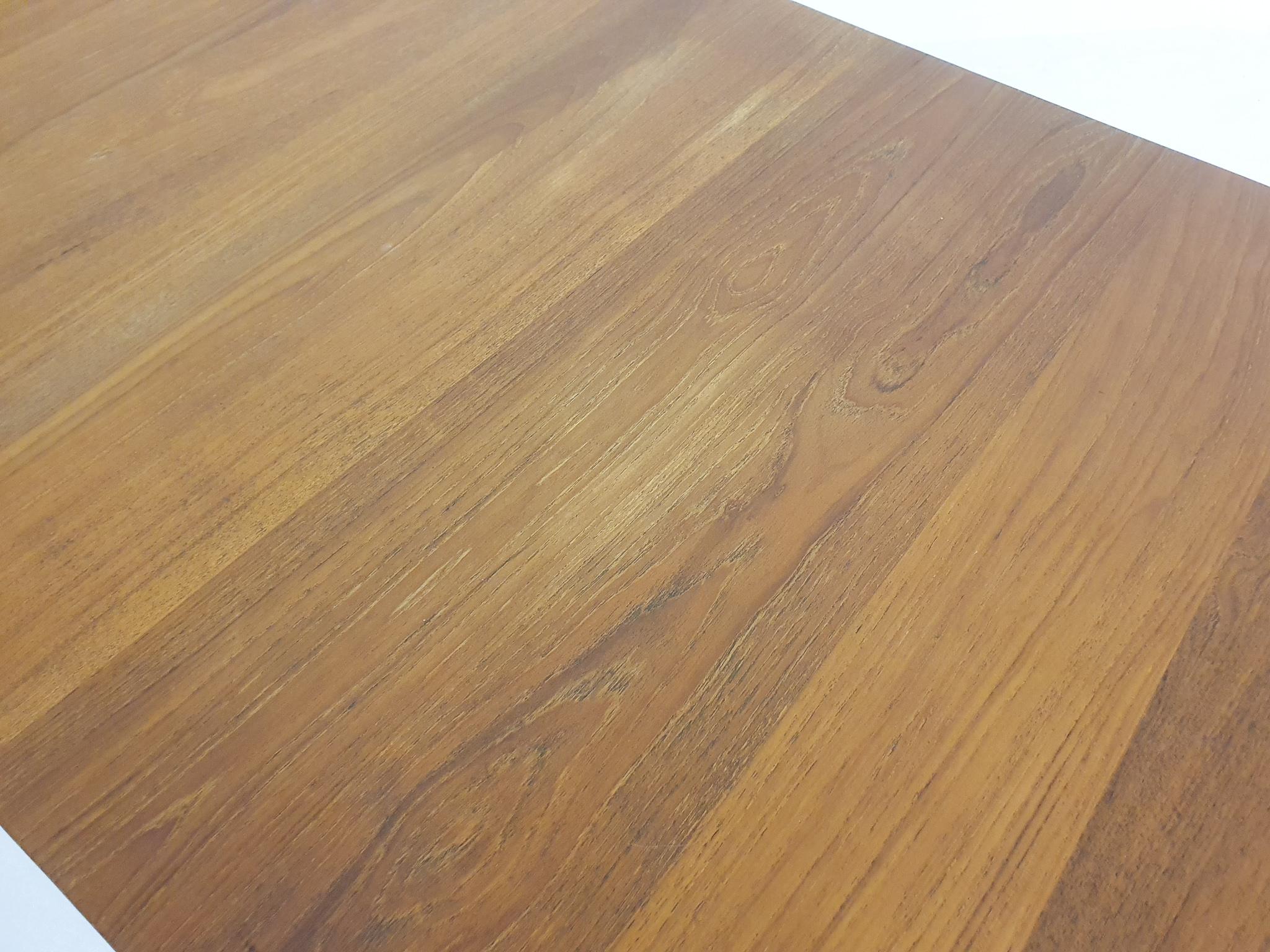 XL teak coffee table by Peter Hvidt and Orla Molgaard Nielsen model FD 575 For Sale 6