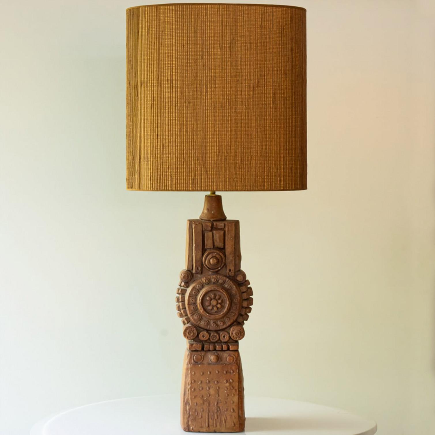 Mid-Century moderno XL Terraccota Ceramic FLoor Table Lamp R Rooke, Lampshade by R. Houben, 1960 in vendita
