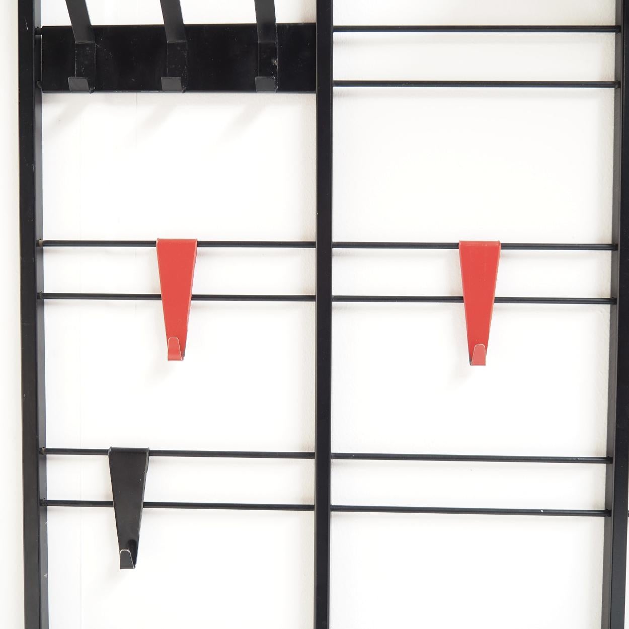 Metal XL ‘Toonladder’ Coat Rack byTjerk Reijenga for Pilastro, 1950s, The Netherlands For Sale