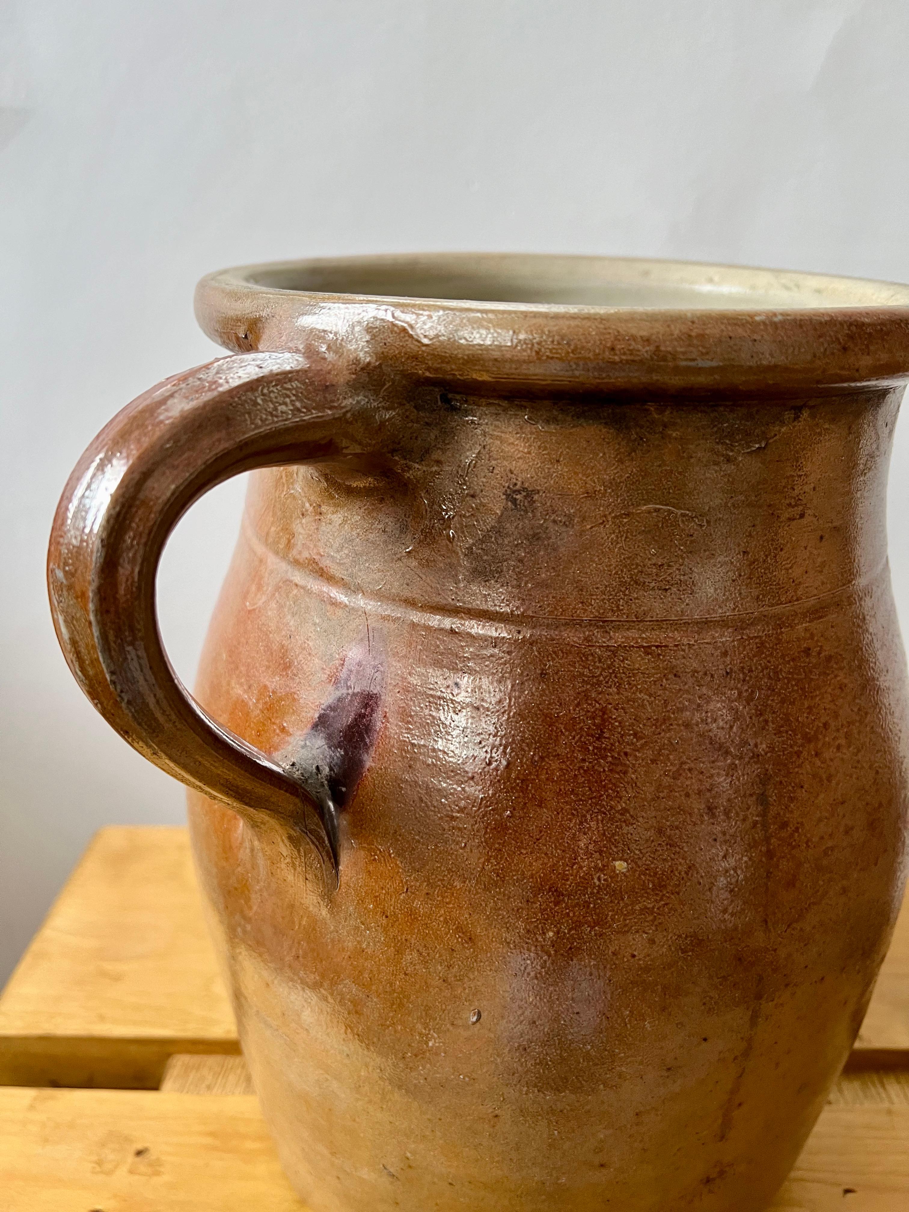 XL vintage rustic French farmhouse stoneware jug pitcher, c.1960 For Sale 3