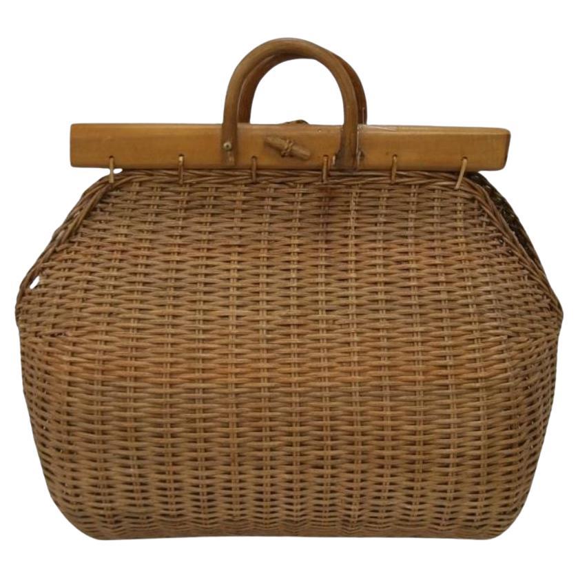 Cesta de mimbre vintage XL con asas de madera y tapa abatible c1970s