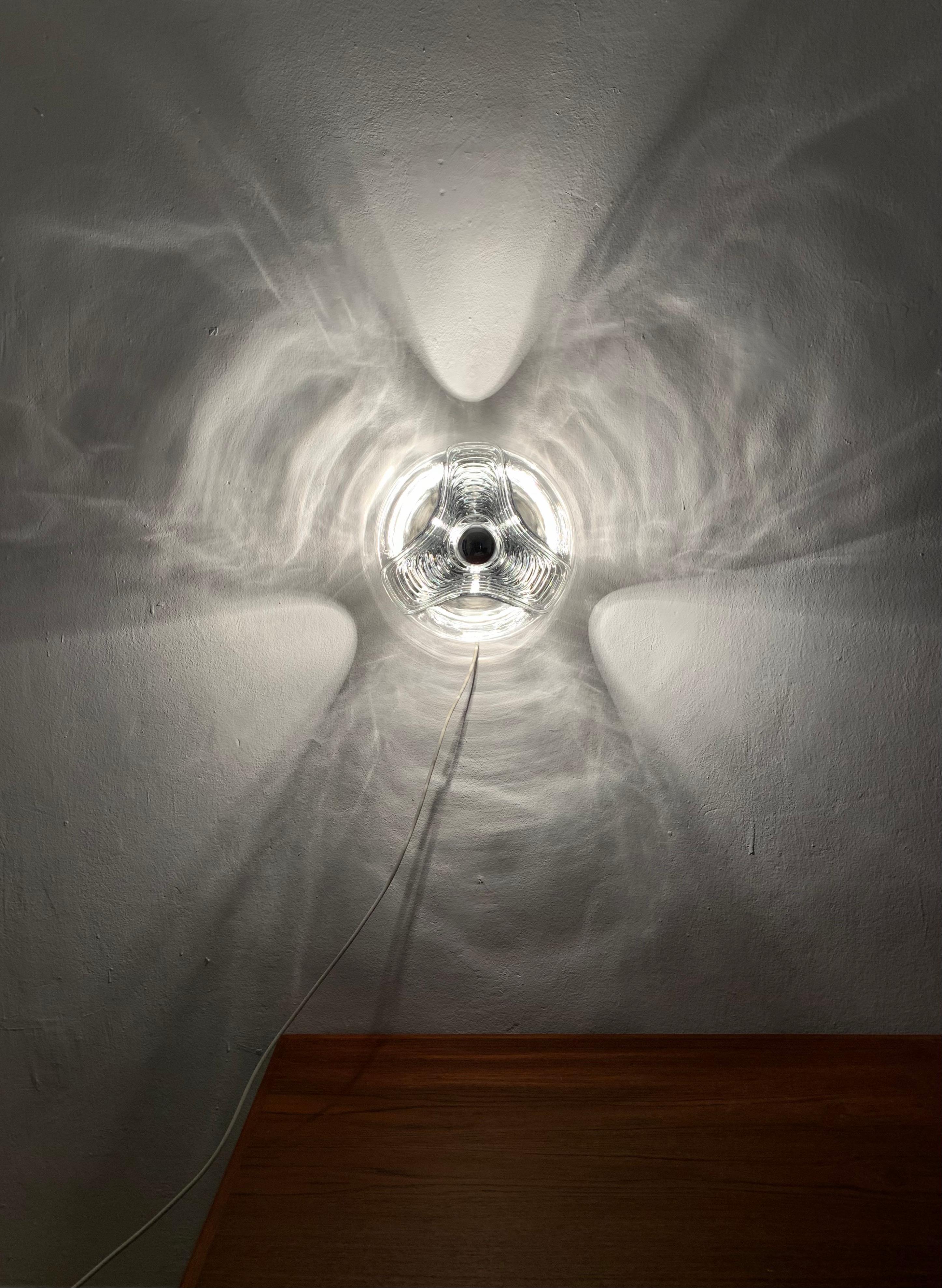 Lampe murale ou lampe encastrée XL Wave de Koch and Lowy pour Peill and Putzler en vente 3