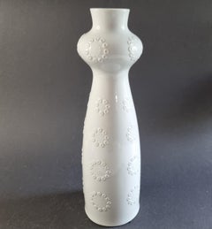 Vase XL en porcelaine blanche conçu par L. Zepner pour Wallendorf 70ies Allemagne