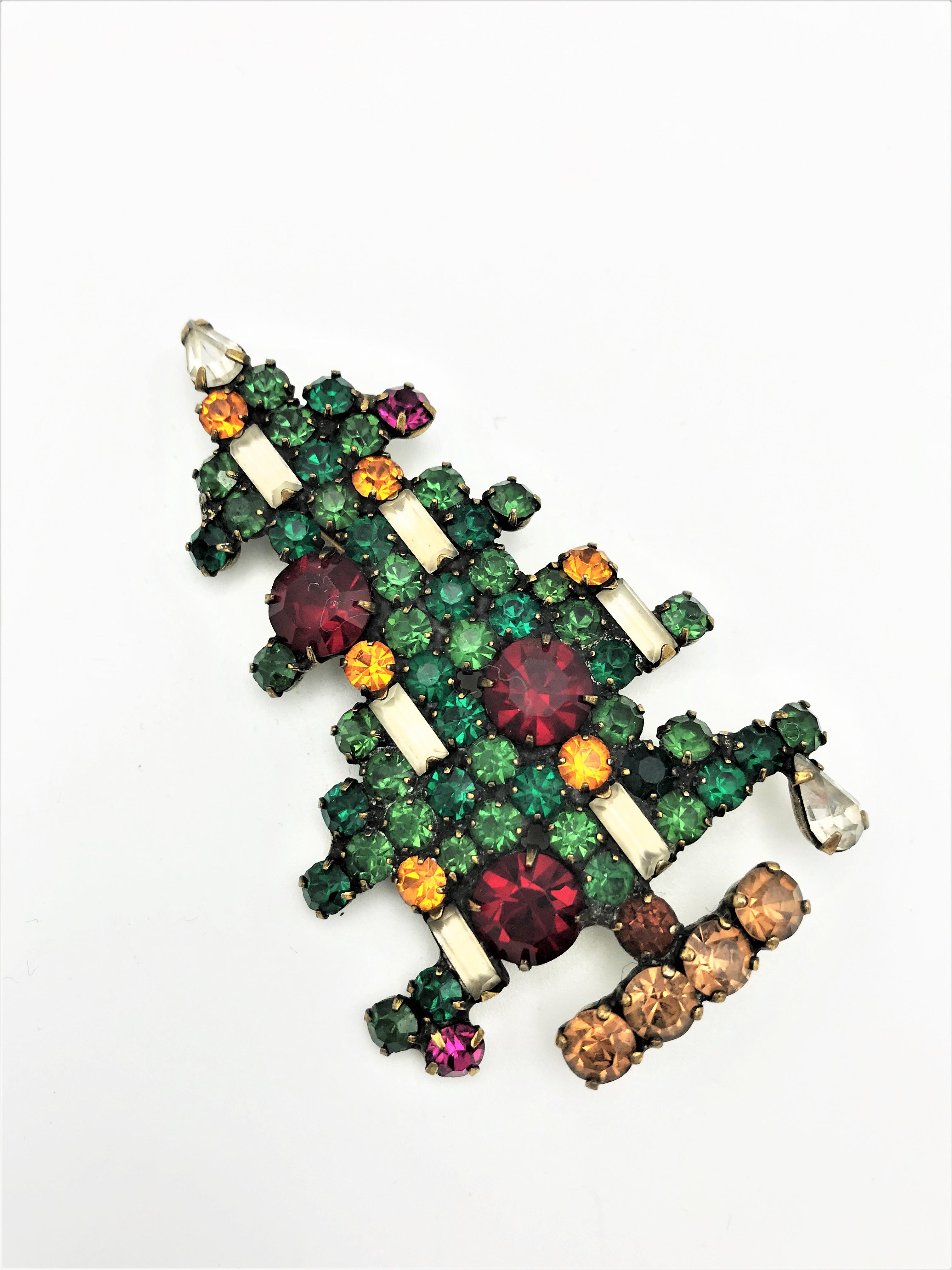 XMAS Tree Brosche von WEISS, geschliffene Swarovski Strasssteine aus den 1940er Jahren für Damen oder Herren im Angebot