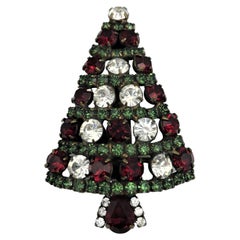 Xmas tree brooch Dorothy Bauer Calif. Austrian crystal stones