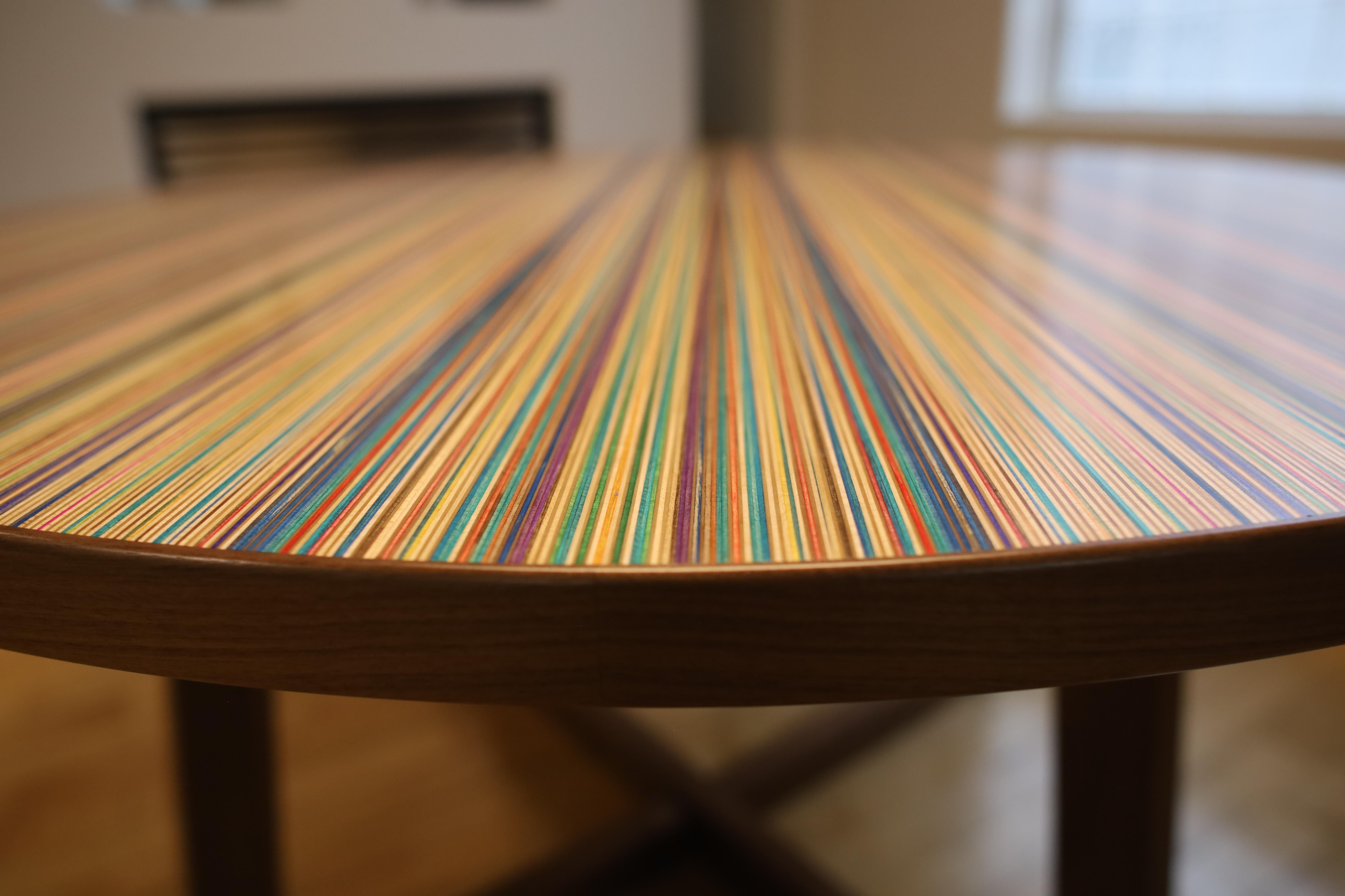 Canadien 'XO' Dining Table en vente