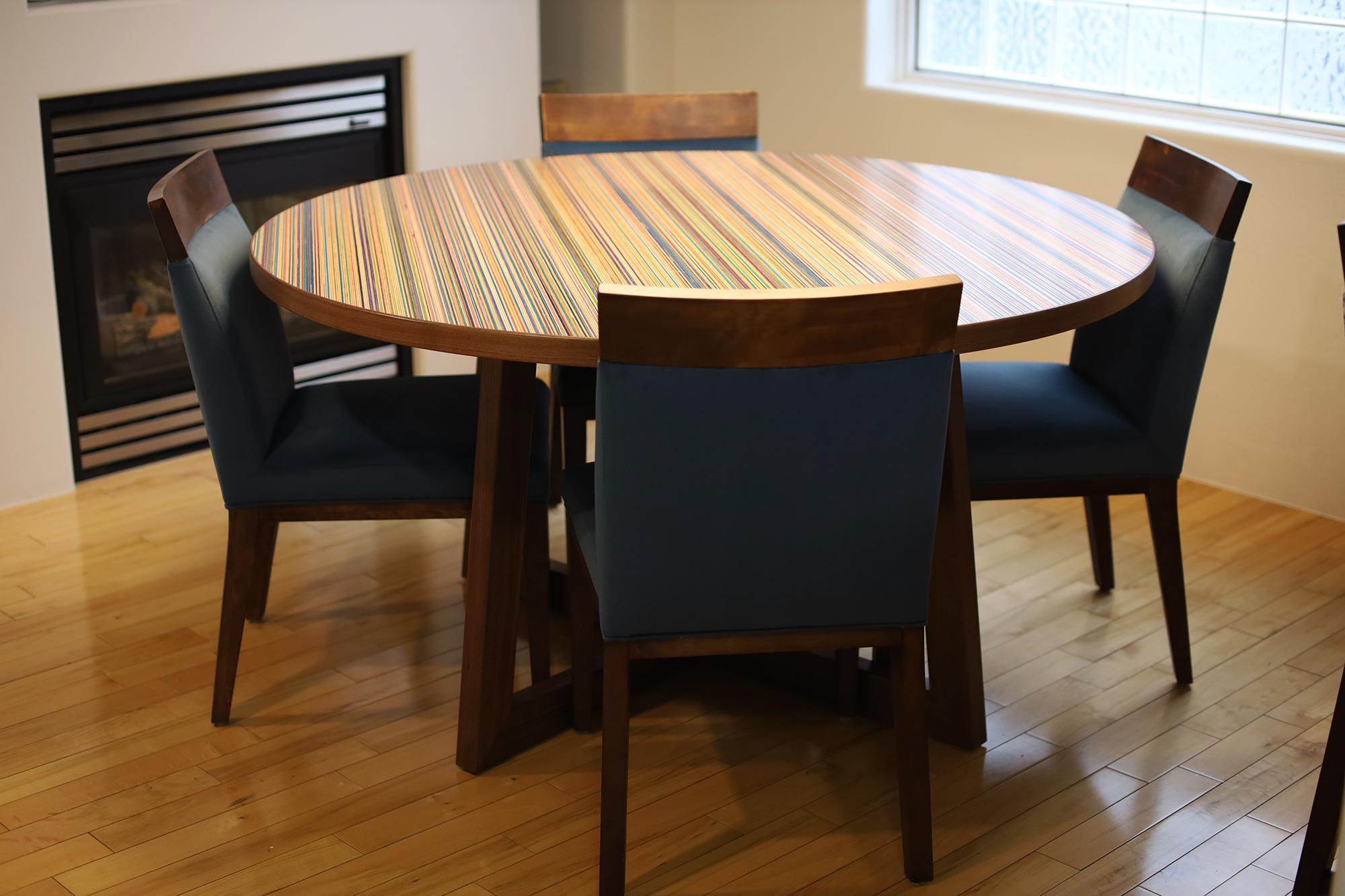 XXIe siècle et contemporain 'XO' Dining Table en vente