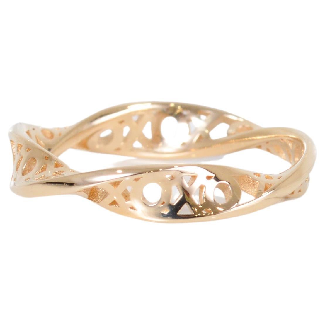 XOXO 14k Yellow Gold Twist Band 