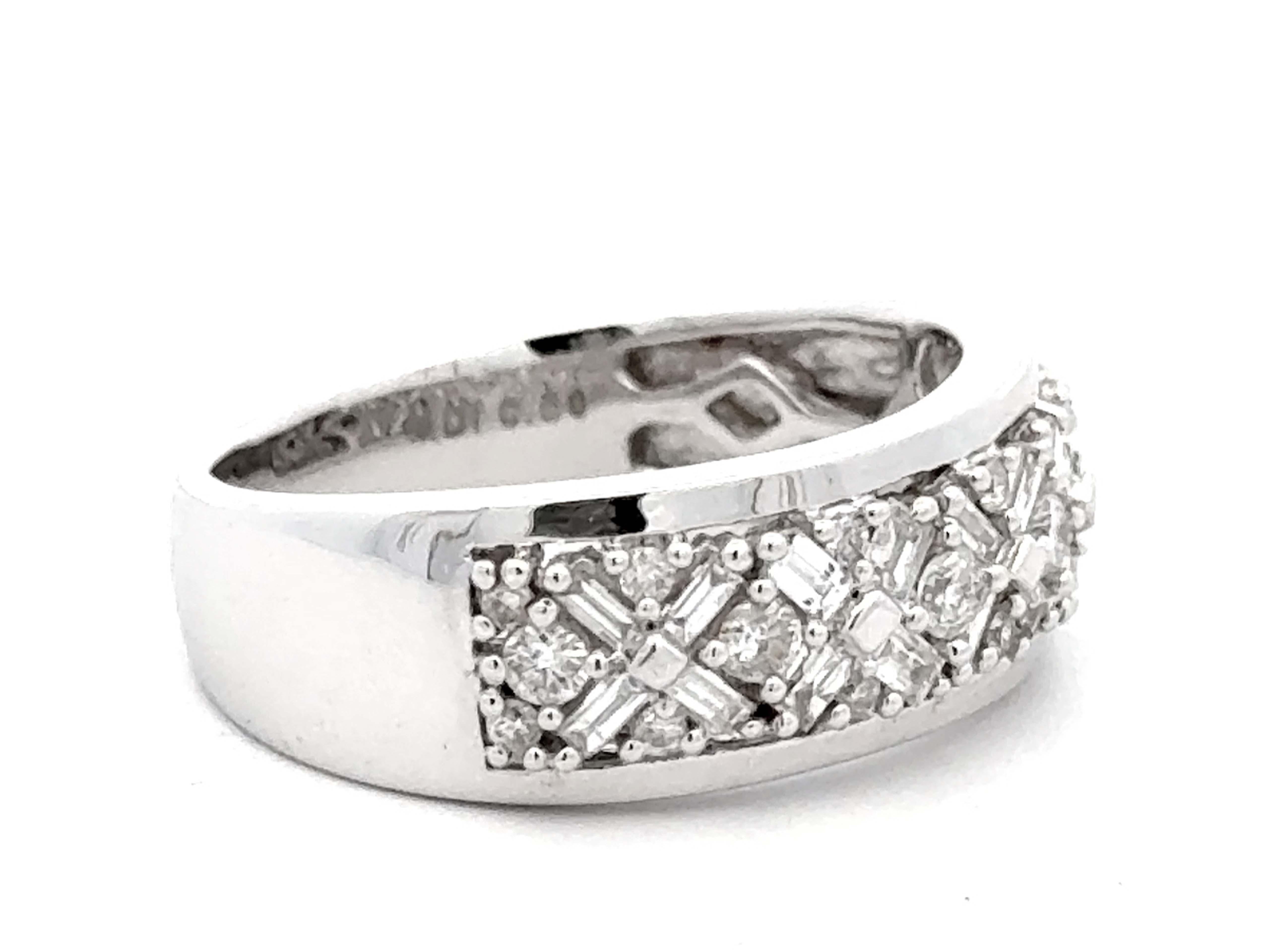Modern XOXO Baguette and Brilliant Diamond Band Ring 18k White Gold For Sale
