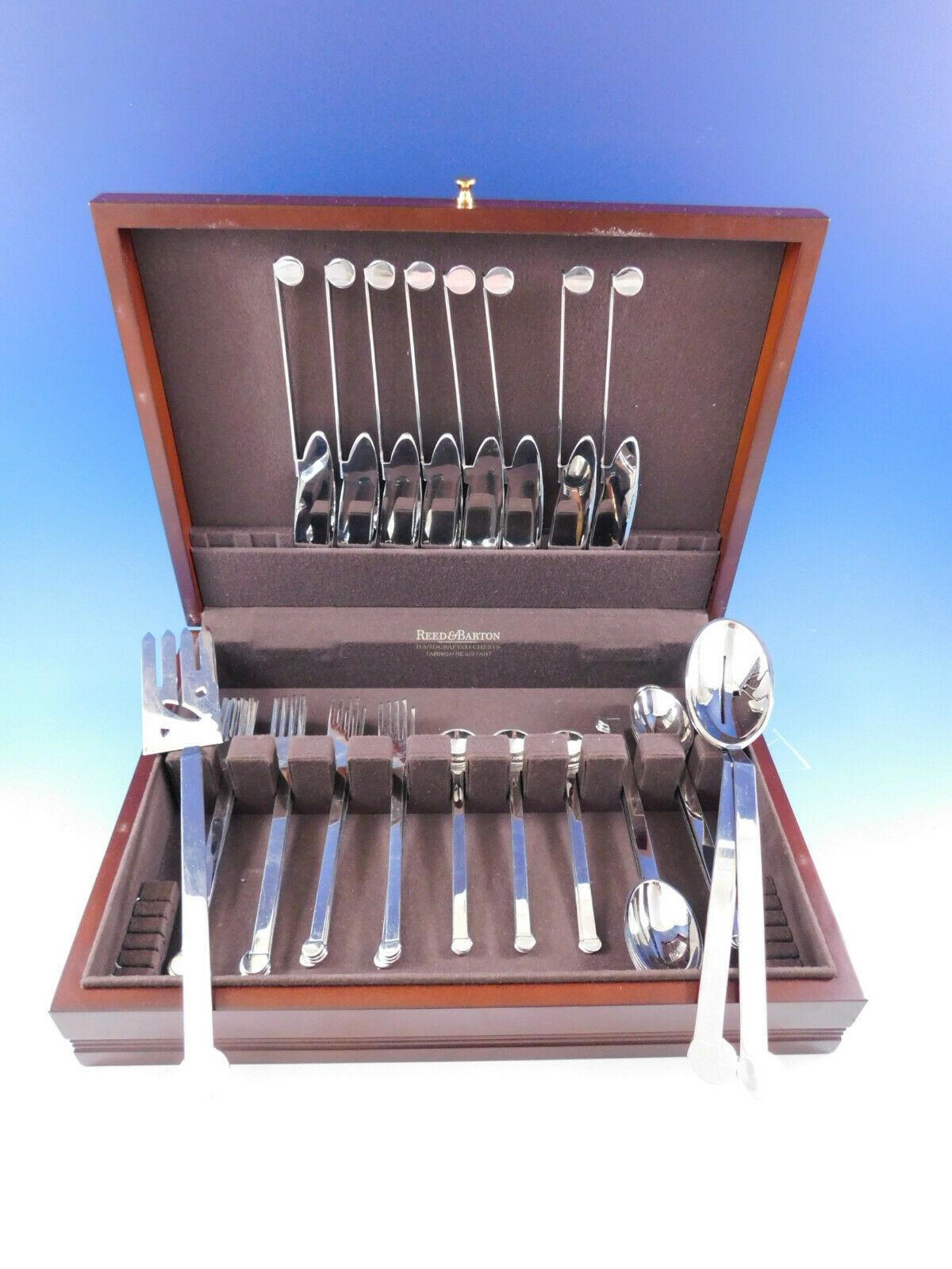 Extremely rare Bissell and Wilhite (Japan) modern design stainless steel flatware. With its modern lines and geometric handles, this stainless steel flatware pattern is a fabulous contemporary addition to your modern décor.
Crafted of 18/10